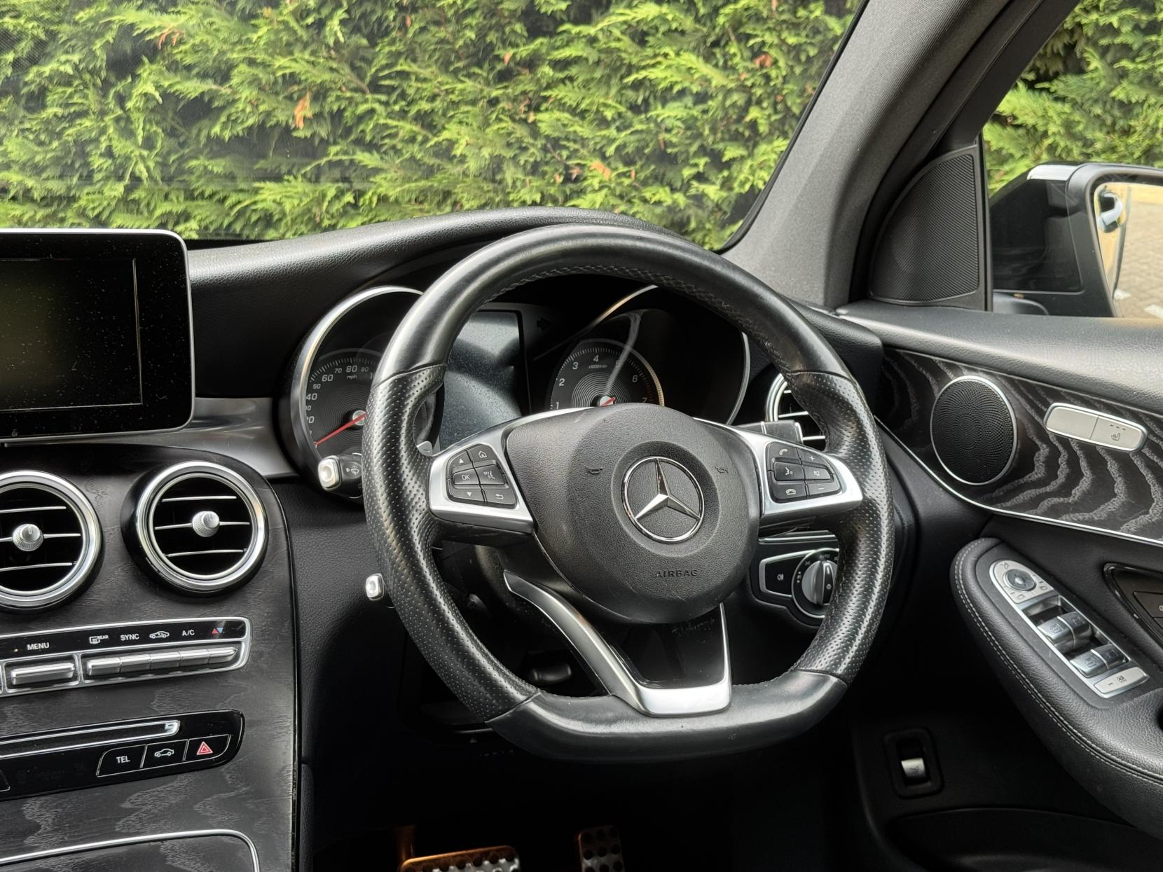 Mercedes-Benz GLC 2.0 GLC250 AMG Line Coupe 5dr Petrol G-Tronic+ 4MATIC Euro 6 (s/s) (211 ps)