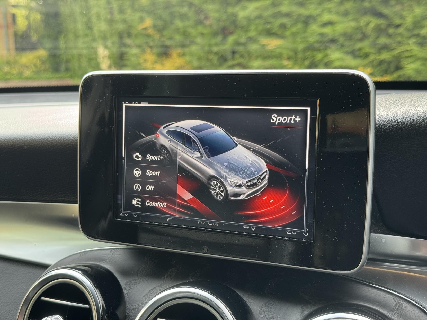 Mercedes-Benz GLC 2.0 GLC250 AMG Line Coupe 5dr Petrol G-Tronic+ 4MATIC Euro 6 (s/s) (211 ps)