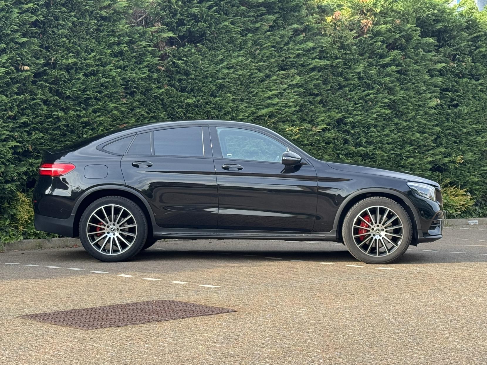 Mercedes-Benz GLC 2.0 GLC250 AMG Line Coupe 5dr Petrol G-Tronic+ 4MATIC Euro 6 (s/s) (211 ps)