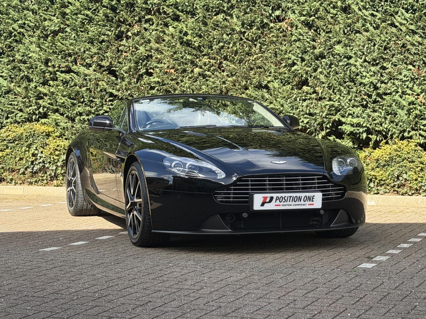 Aston Martin Vantage 4.7 V8 Roadster 2dr Petrol Sportshift II Euro 5 (420 bhp)