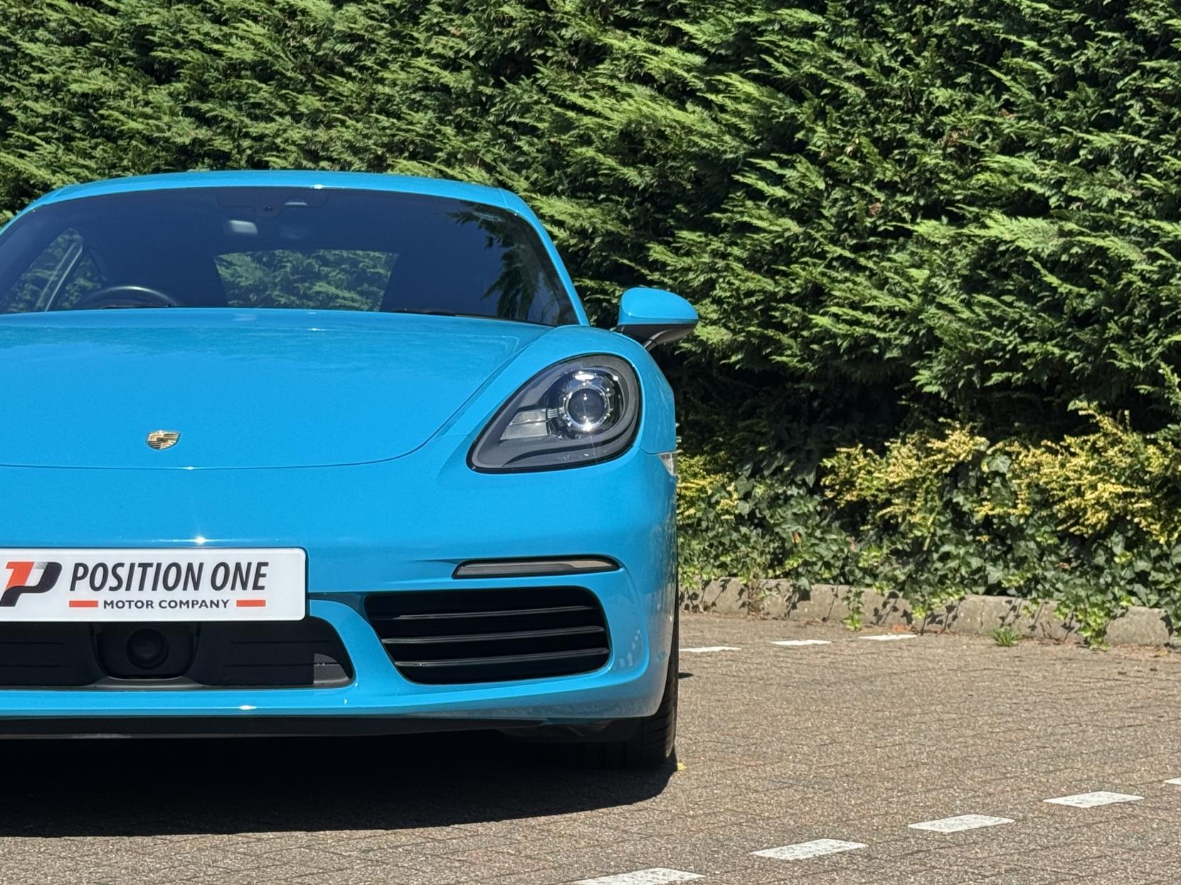 Porsche 718 Cayman 2.0T Coupe 2dr Petrol PDK Euro 6 (s/s) (300 ps)
