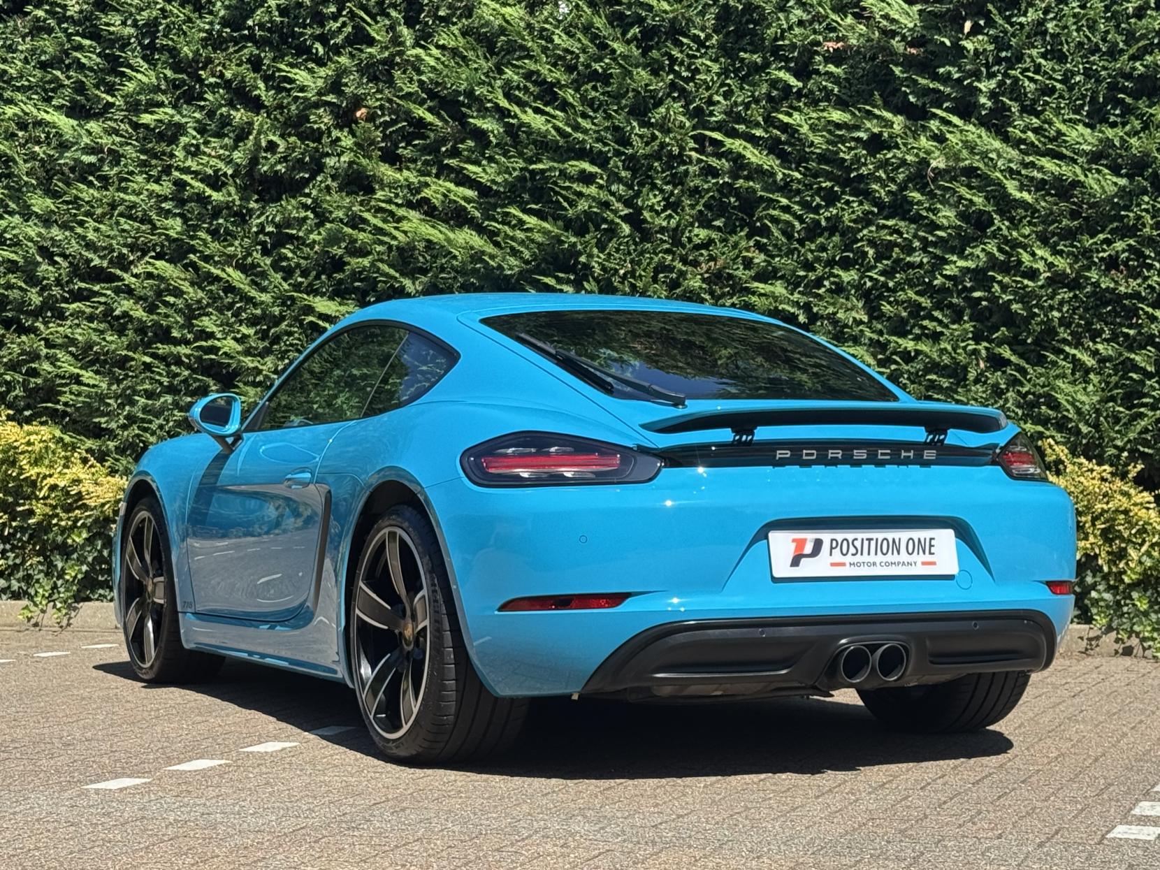 Porsche 718 Cayman 2.0T Coupe 2dr Petrol PDK Euro 6 (s/s) (300 ps)