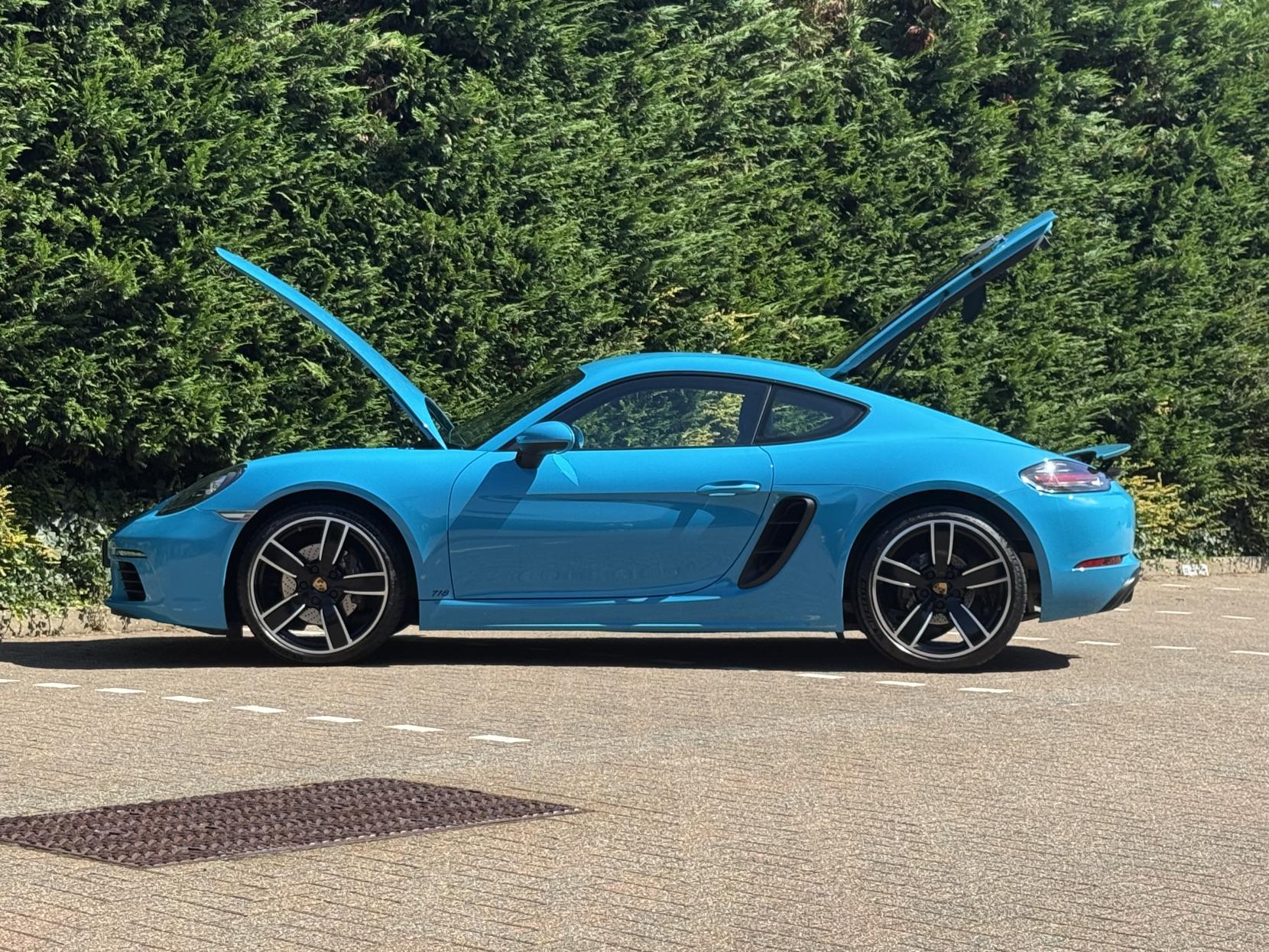 Porsche 718 Cayman 2.0T Coupe 2dr Petrol PDK Euro 6 (s/s) (300 ps)