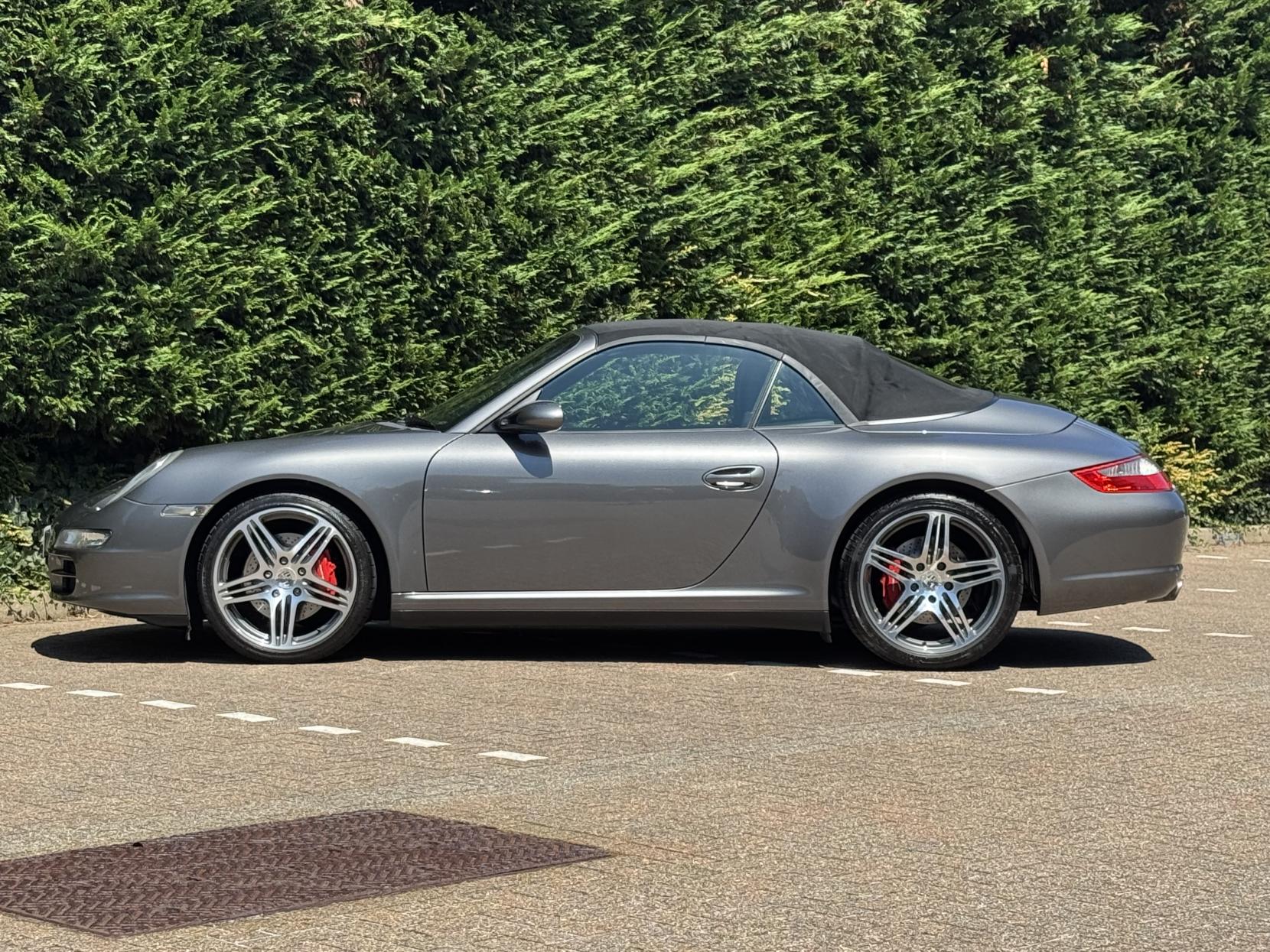 Porsche 911 3.8 997 Carrera 4S Cabriolet 2dr Petrol Manual AWD (285 g/km, 350 bhp)