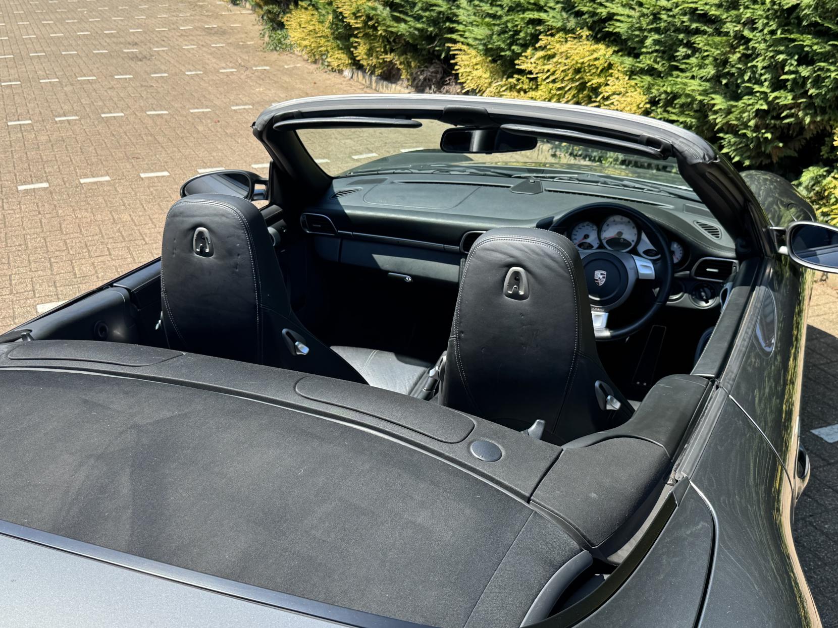 Porsche 911 3.8 997 Carrera 4S Cabriolet 2dr Petrol Manual AWD (285 g/km, 350 bhp)