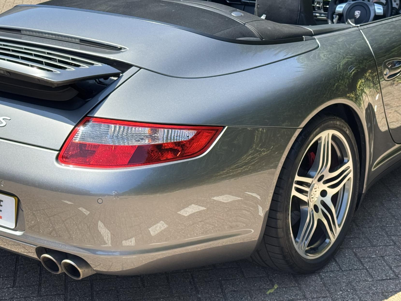 Porsche 911 3.8 997 Carrera 4S Cabriolet 2dr Petrol Manual AWD (285 g/km, 350 bhp)