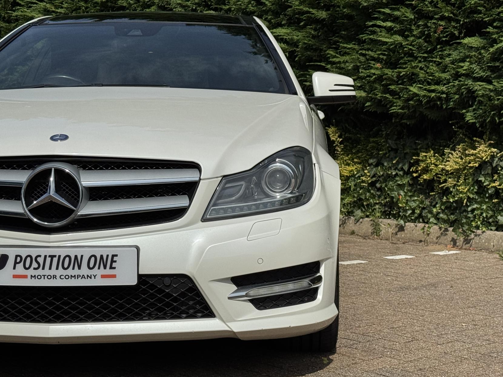 Mercedes-Benz C Class 2.1 C220 CDI BlueEfficiency AMG Sport Coupe 2dr Diesel G-Tronic+ Euro 5 (s/s) (170 ps)