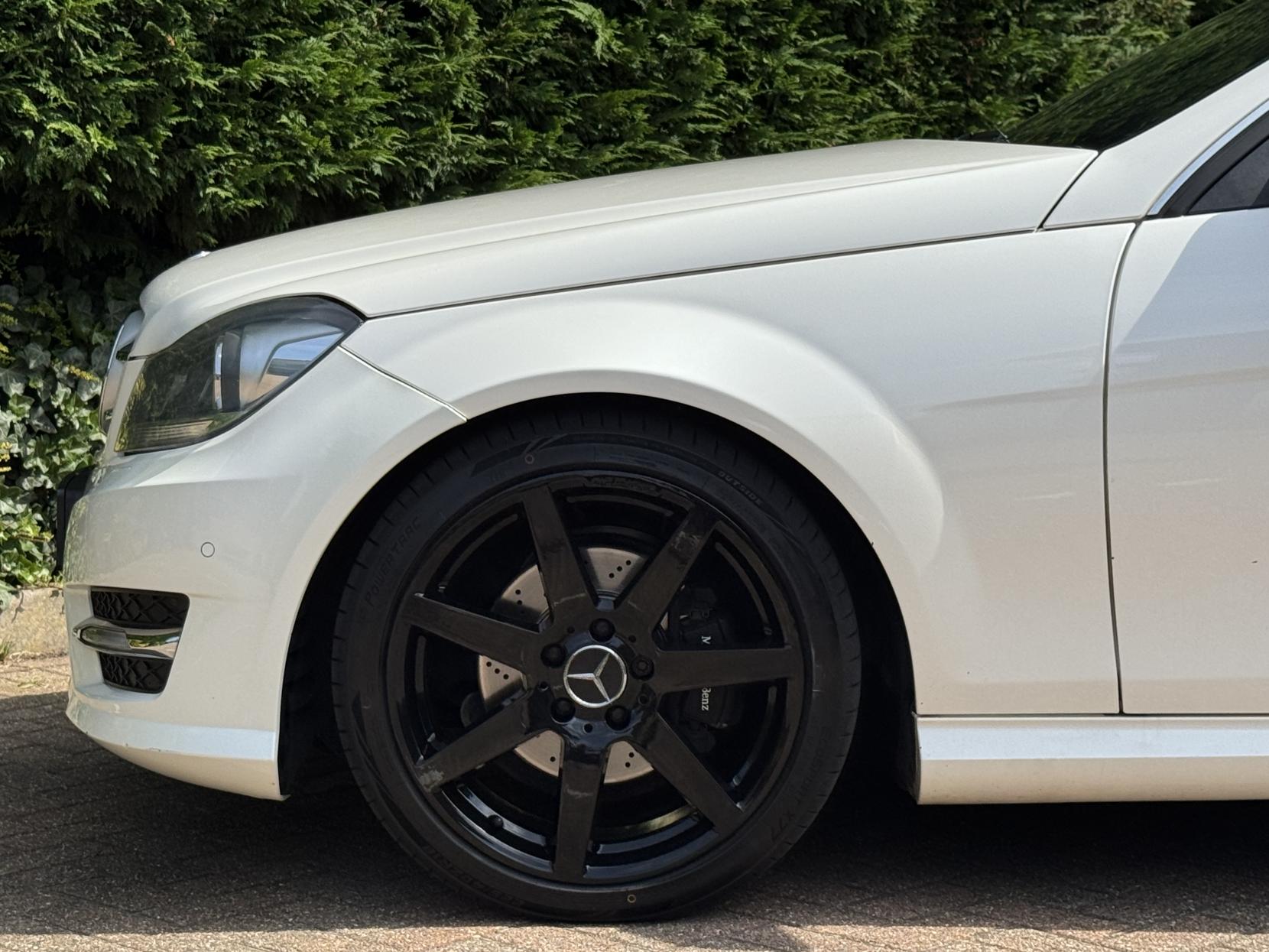 Mercedes-Benz C Class 2.1 C220 CDI BlueEfficiency AMG Sport Coupe 2dr Diesel G-Tronic+ Euro 5 (s/s) (170 ps)