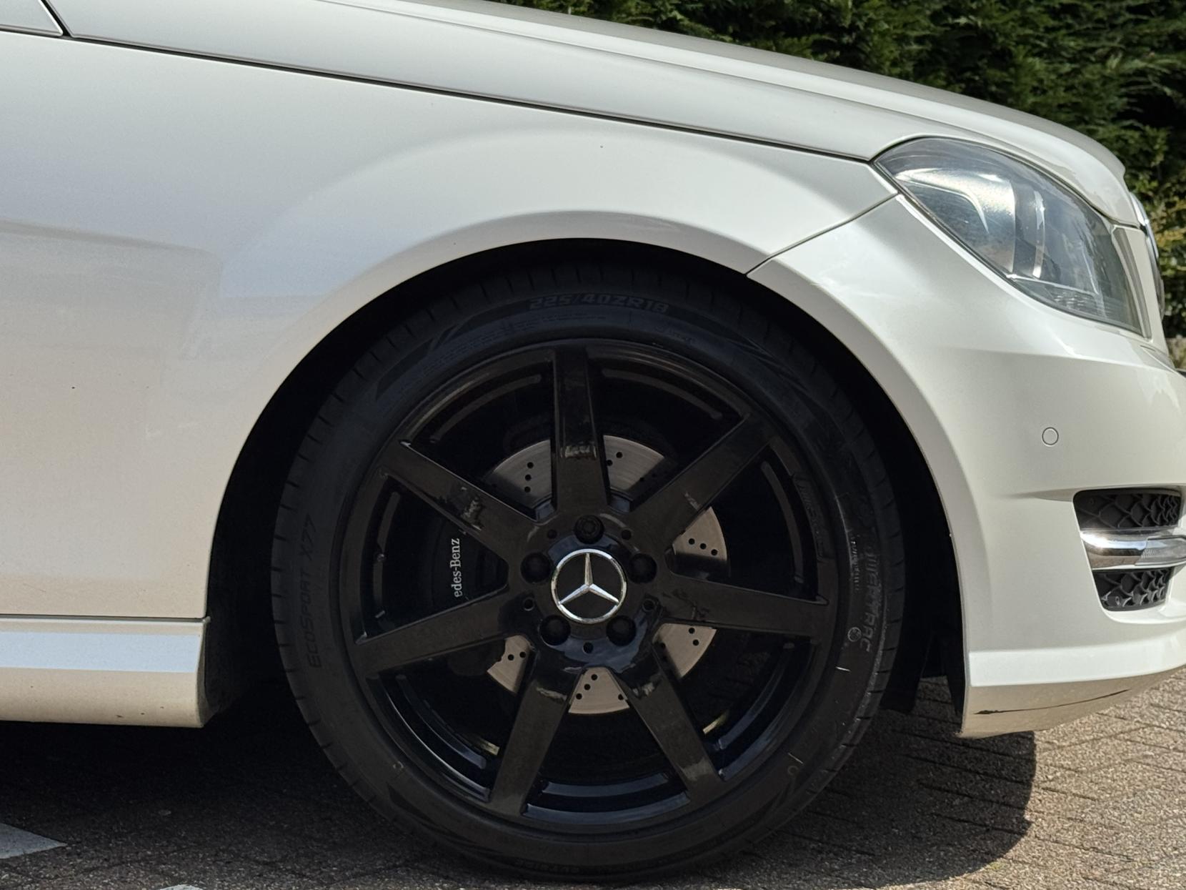 Mercedes-Benz C Class 2.1 C220 CDI BlueEfficiency AMG Sport Coupe 2dr Diesel G-Tronic+ Euro 5 (s/s) (170 ps)