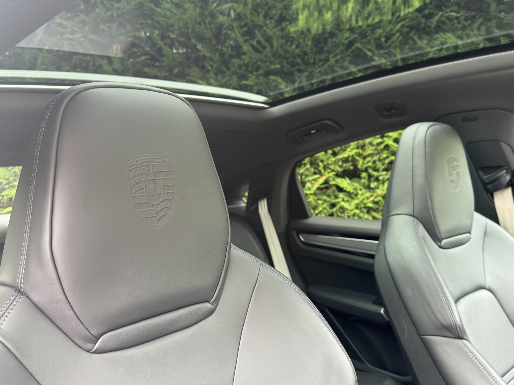 Porsche Cayenne 3.0T V6 Platinum Edition Coupe 5dr Petrol TiptronicS 4WD Euro 6 (s/s) (340 ps)