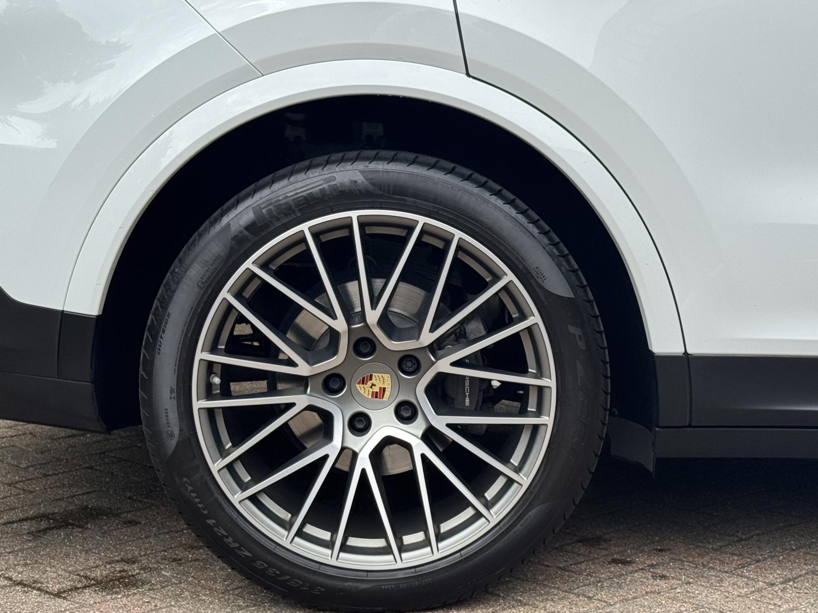Porsche Cayenne 3.0T V6 Platinum Edition Coupe 5dr Petrol TiptronicS 4WD Euro 6 (s/s) (340 ps)