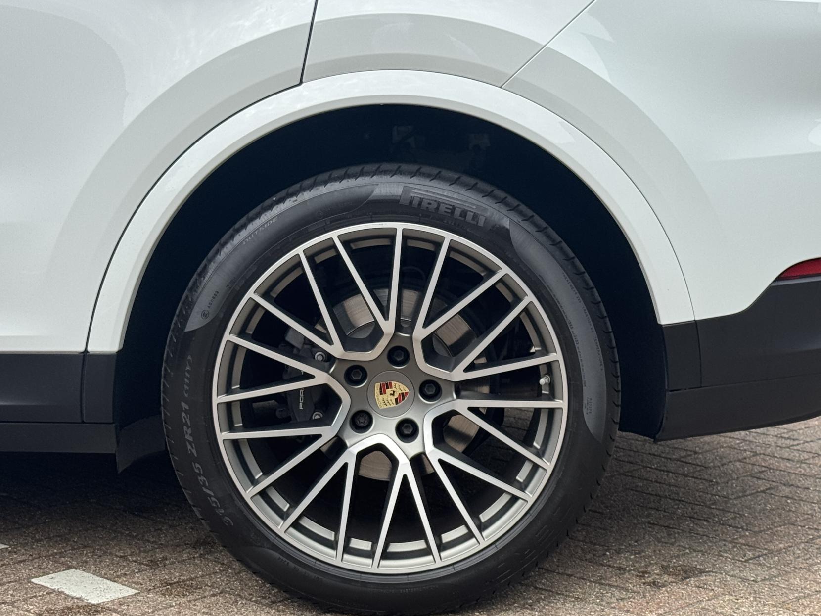Porsche Cayenne 3.0T V6 Platinum Edition Coupe 5dr Petrol TiptronicS 4WD Euro 6 (s/s) (340 ps)