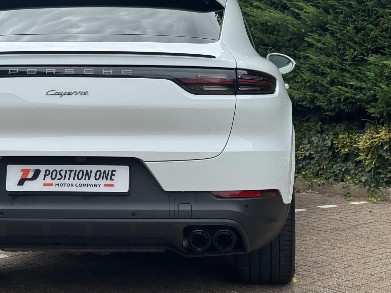 Porsche Cayenne 3.0T V6 Platinum Edition Coupe 5dr Petrol TiptronicS 4WD Euro 6 (s/s) (340 ps)