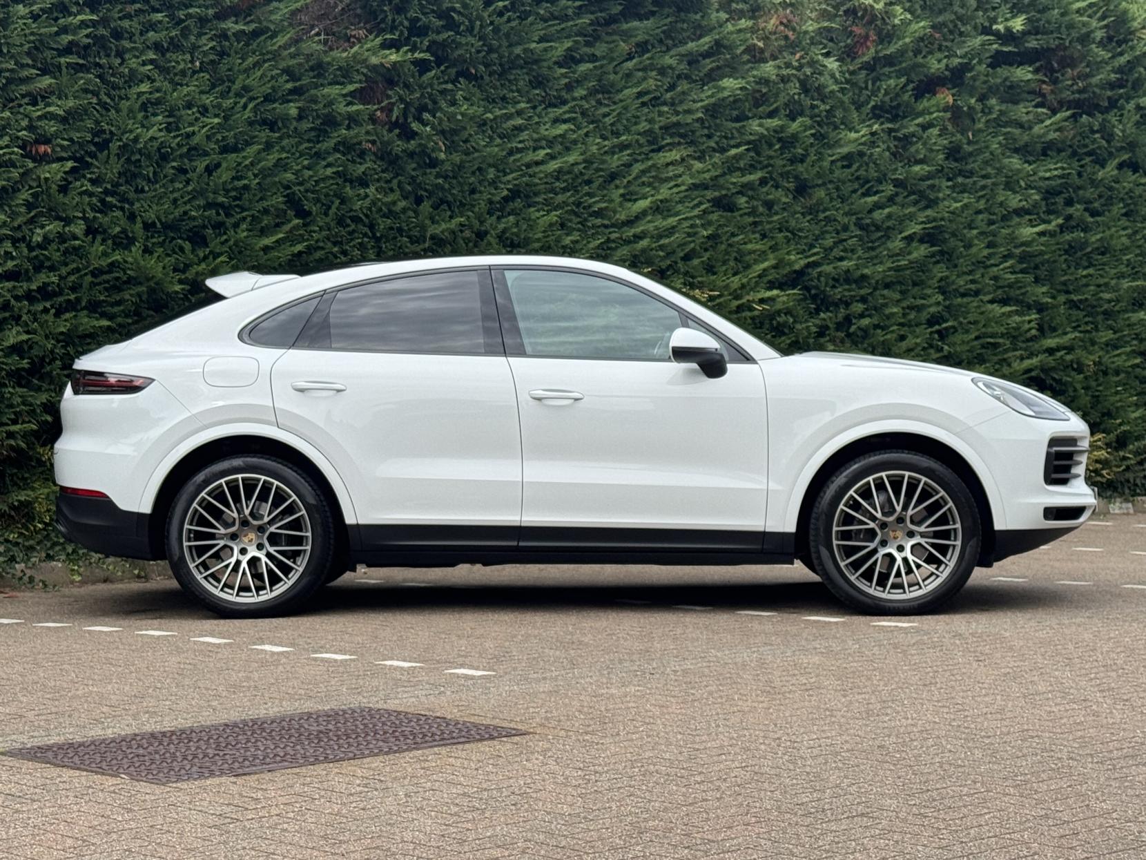 Porsche Cayenne 3.0T V6 Platinum Edition Coupe 5dr Petrol TiptronicS 4WD Euro 6 (s/s) (340 ps)