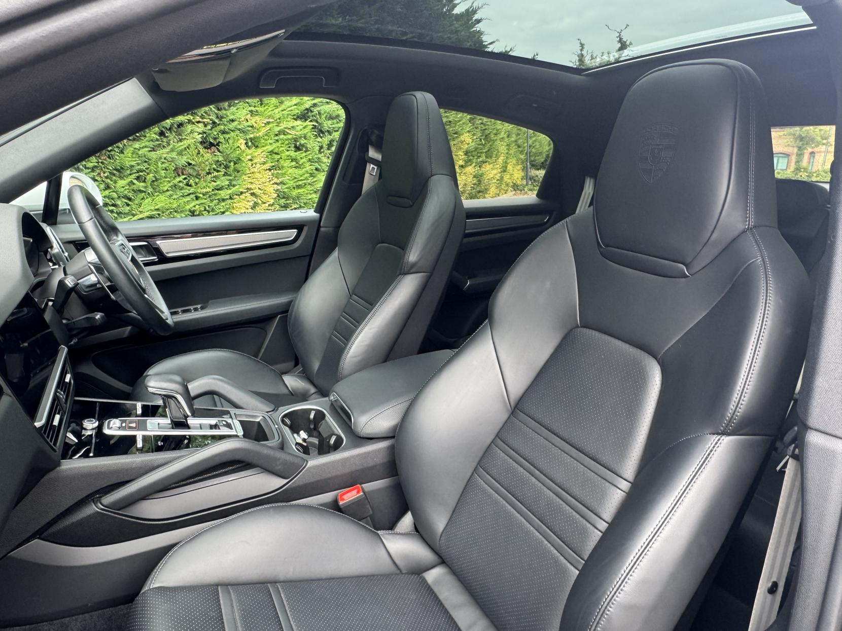 Porsche Cayenne 3.0T V6 Platinum Edition Coupe 5dr Petrol TiptronicS 4WD Euro 6 (s/s) (340 ps)