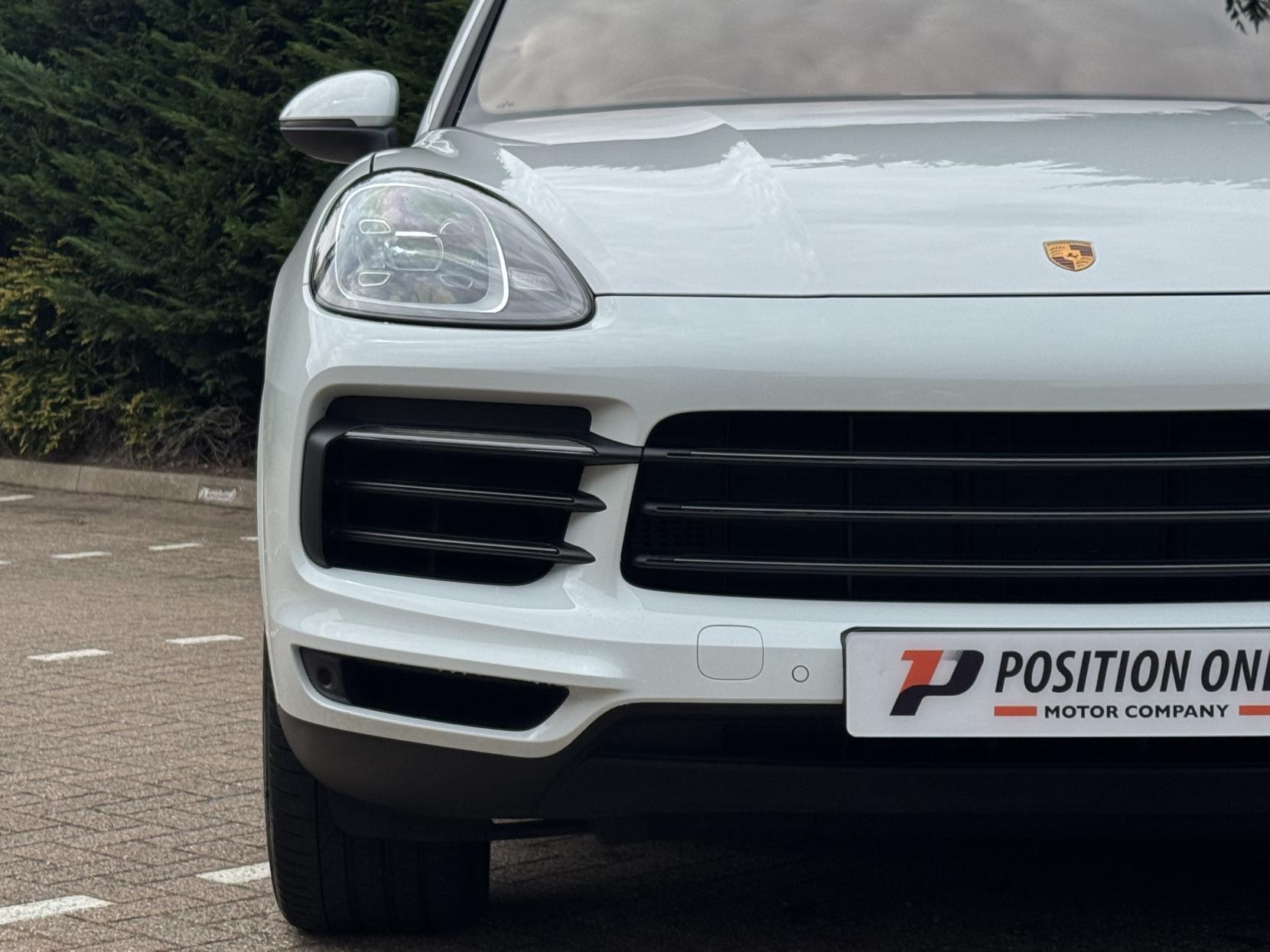 Porsche Cayenne 3.0T V6 Platinum Edition Coupe 5dr Petrol TiptronicS 4WD Euro 6 (s/s) (340 ps)