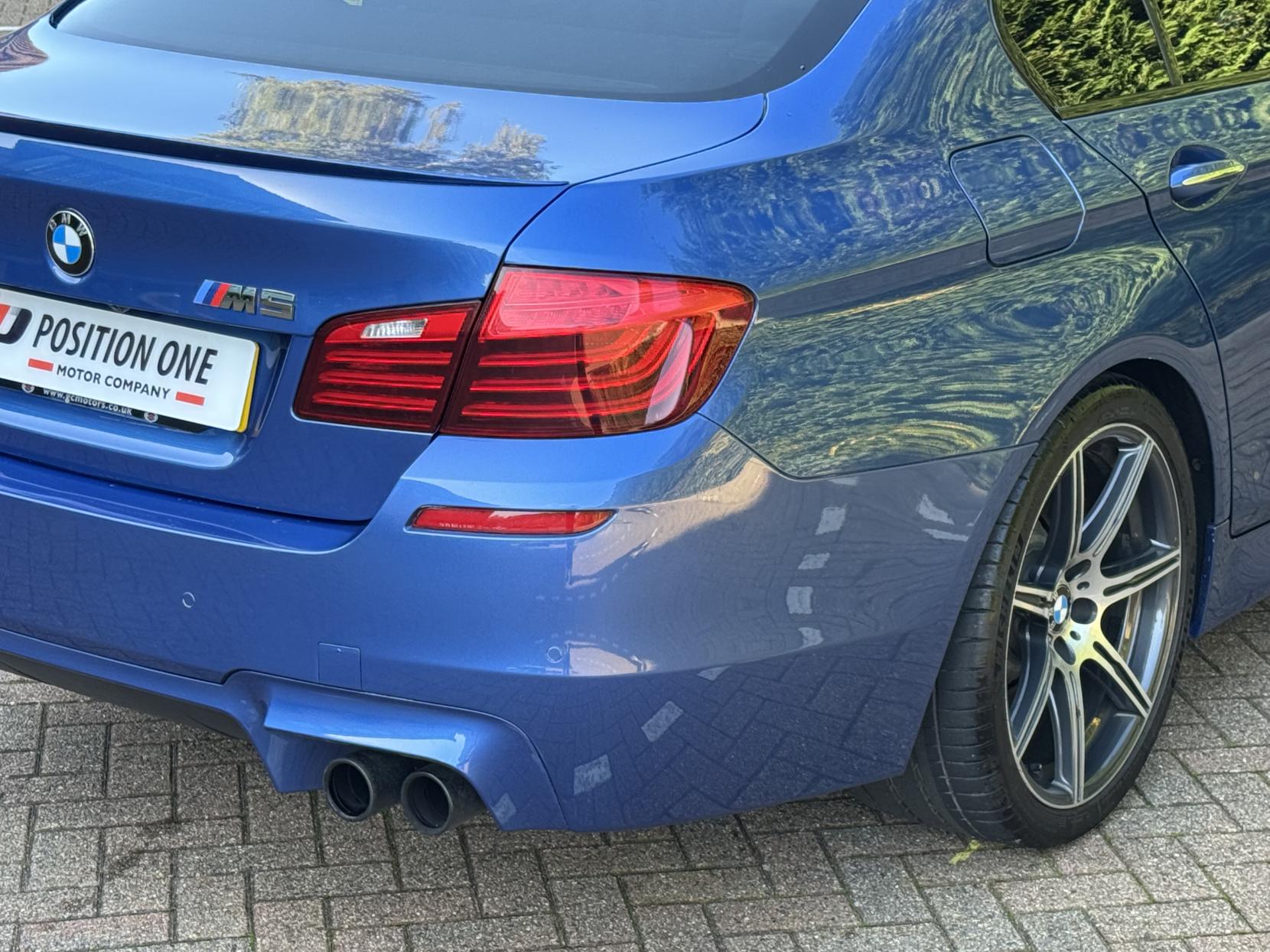 BMW M5 4.4 V8 Saloon 4dr Petrol DCT Euro 6 (s/s) (560 ps)