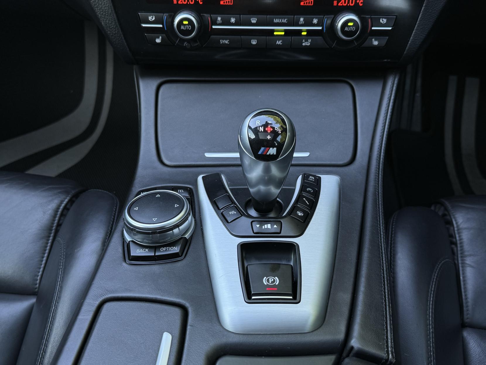 BMW M5 4.4 V8 Saloon 4dr Petrol DCT Euro 6 (s/s) (560 ps)