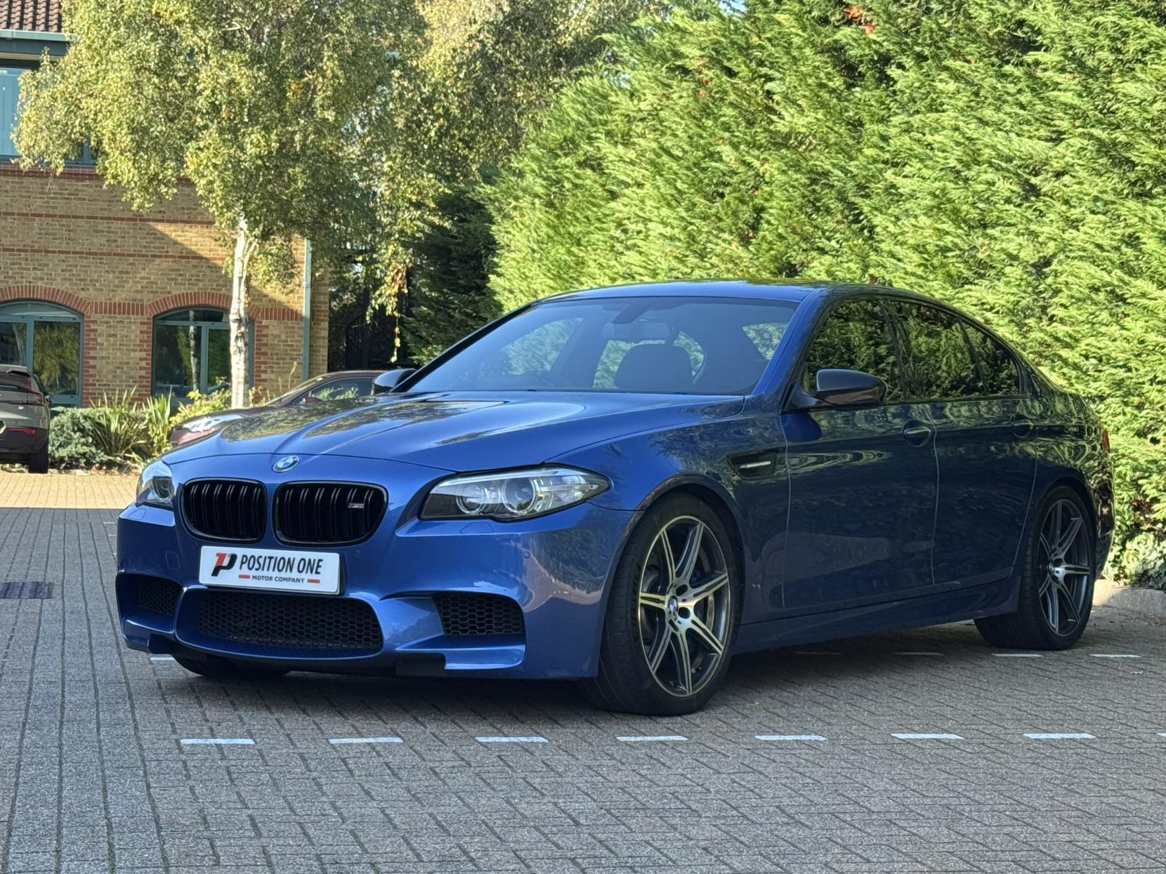 BMW M5 4.4 V8 Saloon 4dr Petrol DCT Euro 6 (s/s) (560 ps)