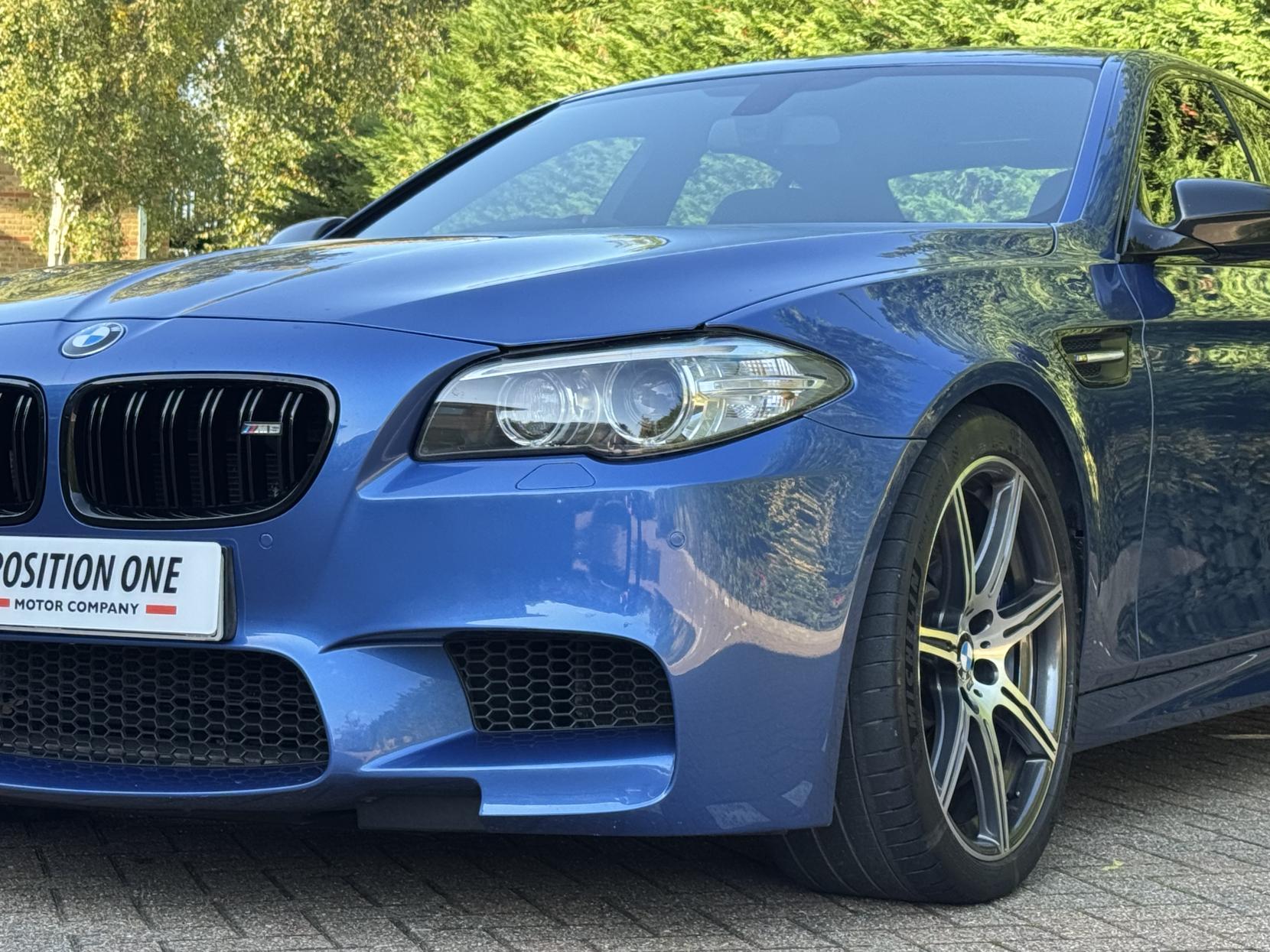 BMW M5 4.4 V8 Saloon 4dr Petrol DCT Euro 6 (s/s) (560 ps)