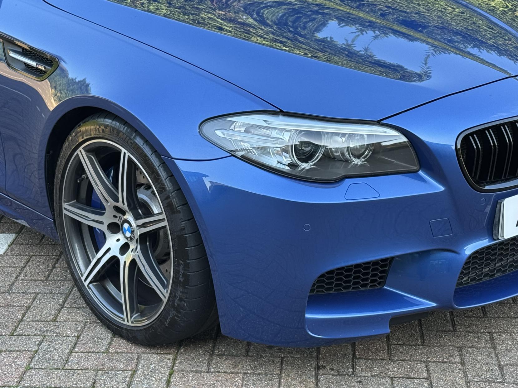 BMW M5 4.4 V8 Saloon 4dr Petrol DCT Euro 6 (s/s) (560 ps)
