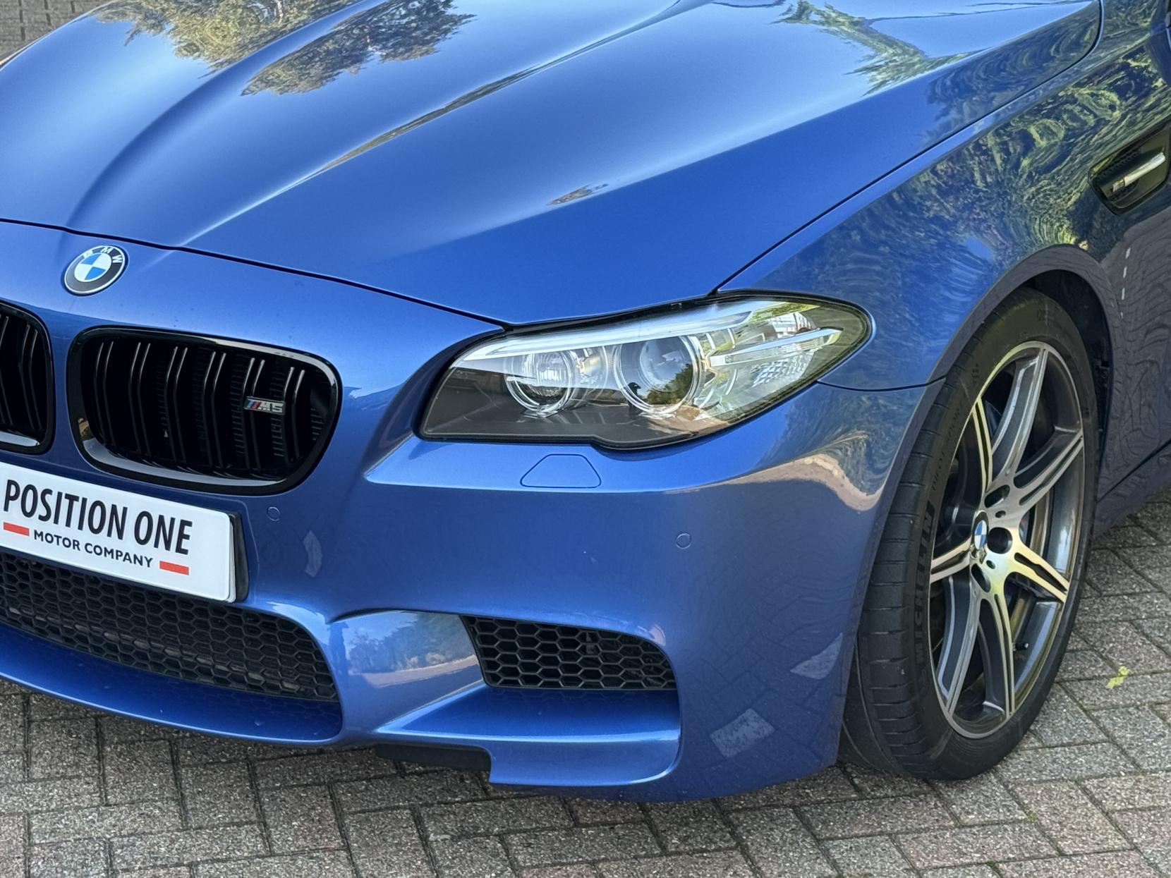 BMW M5 4.4 V8 Saloon 4dr Petrol DCT Euro 6 (s/s) (560 ps)