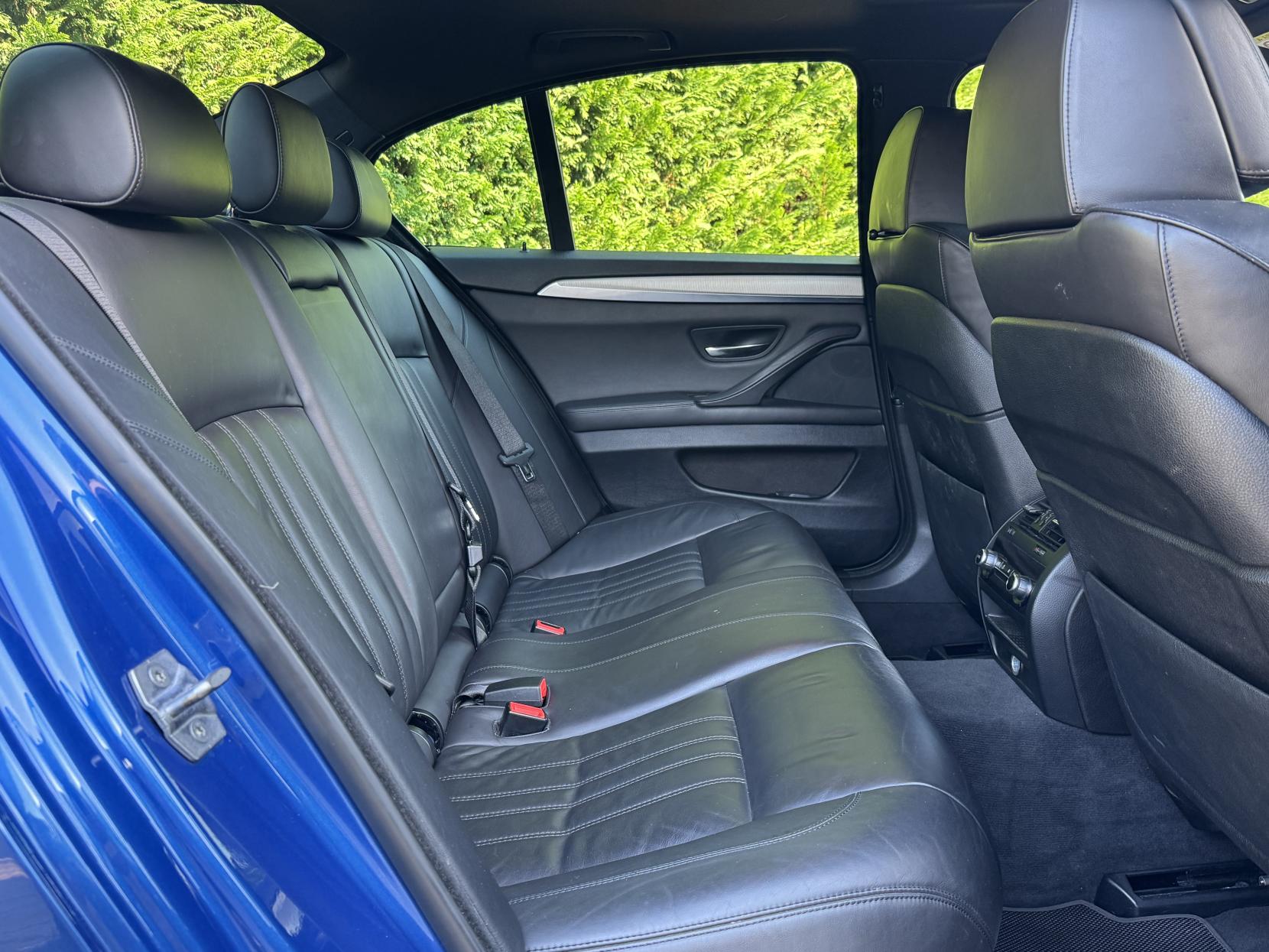 BMW M5 4.4 V8 Saloon 4dr Petrol DCT Euro 6 (s/s) (560 ps)