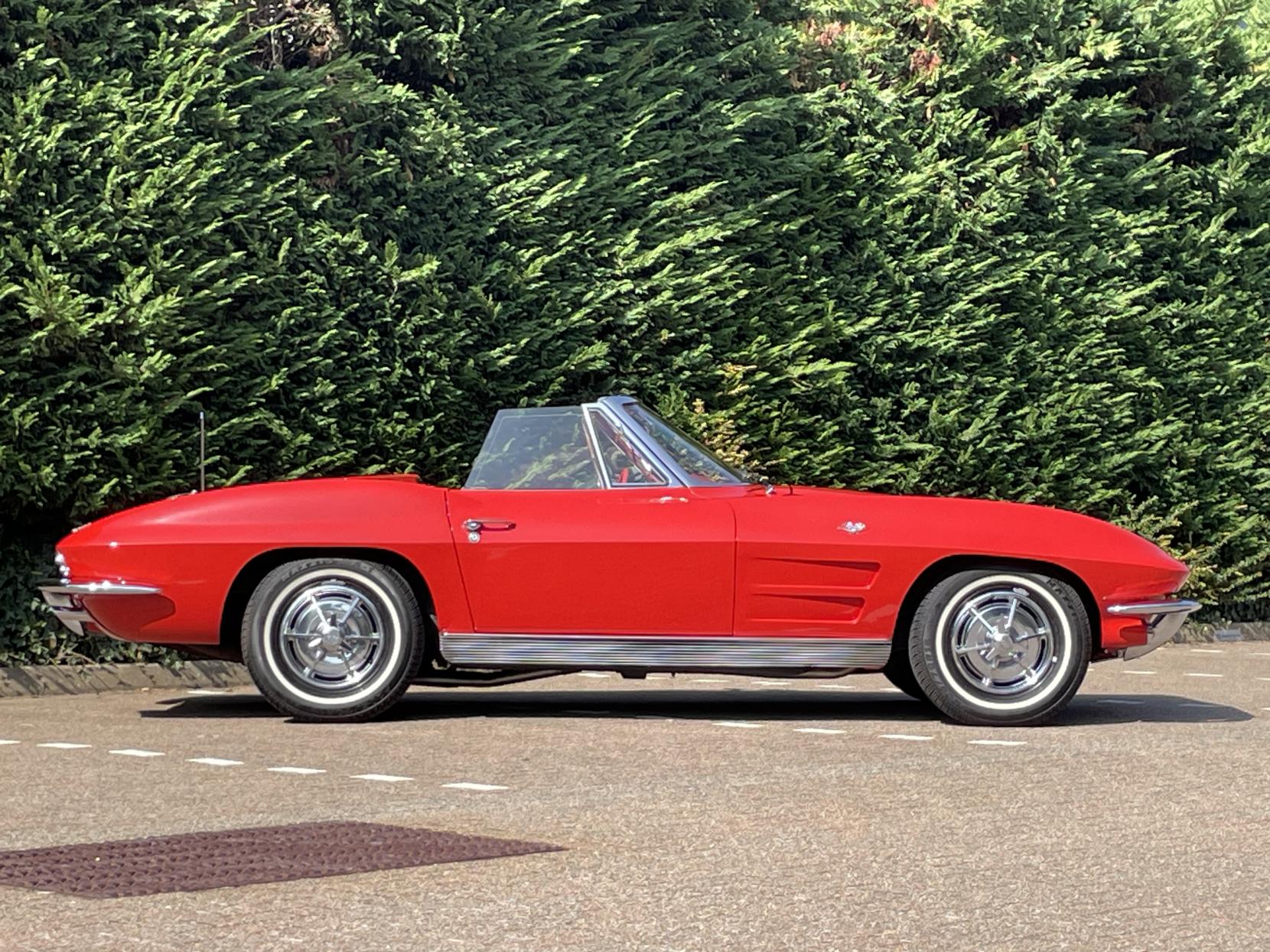 Chevrolet Corvette Stingray Corvette Sting Ray Convertible