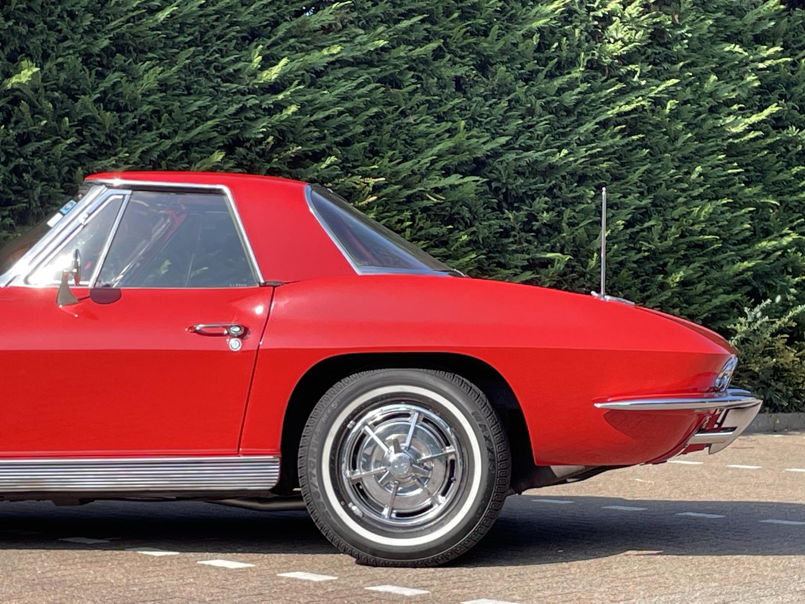 Chevrolet Corvette Stingray Corvette Sting Ray Convertible
