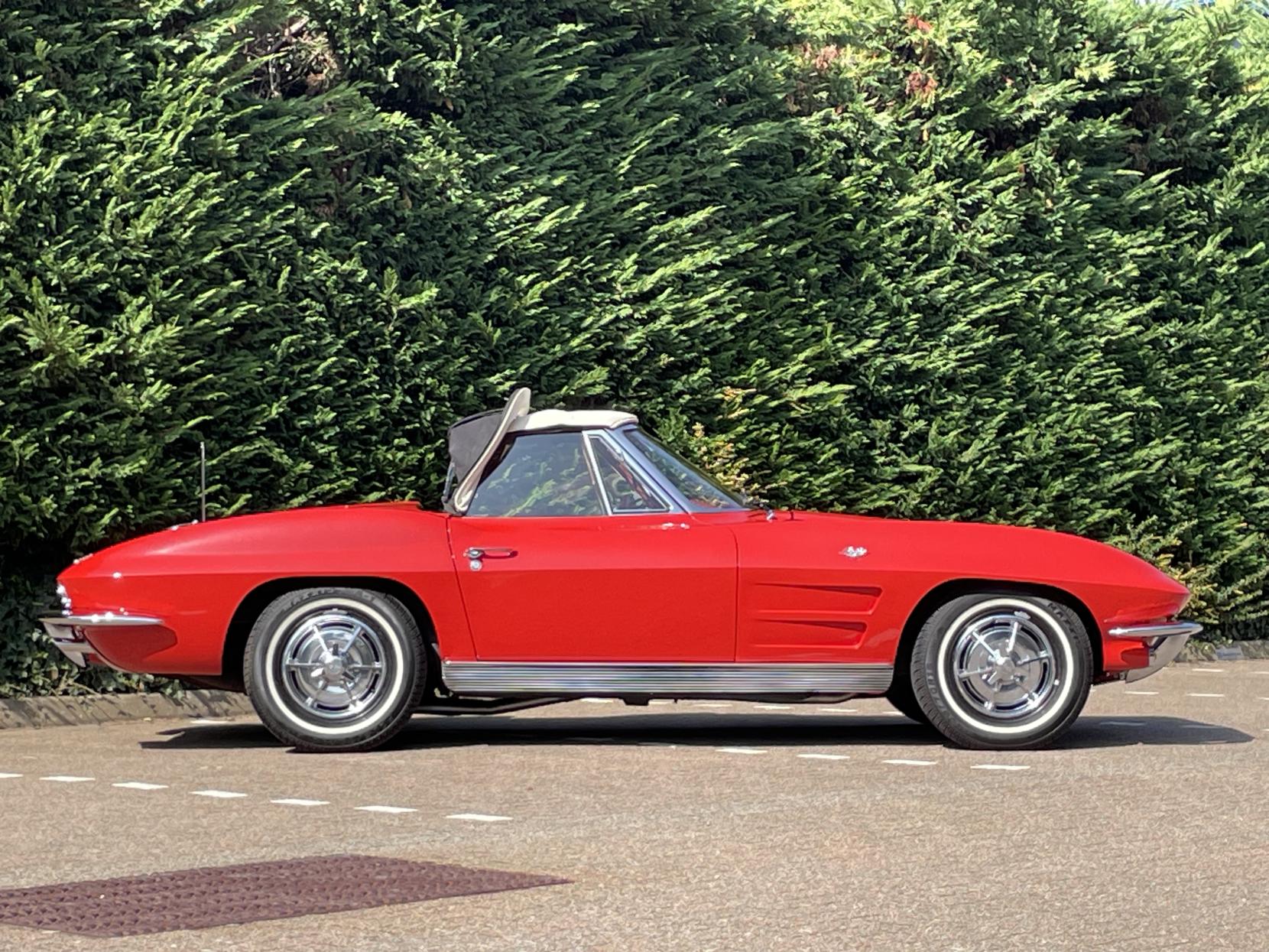 Chevrolet Corvette Stingray Corvette Sting Ray Convertible