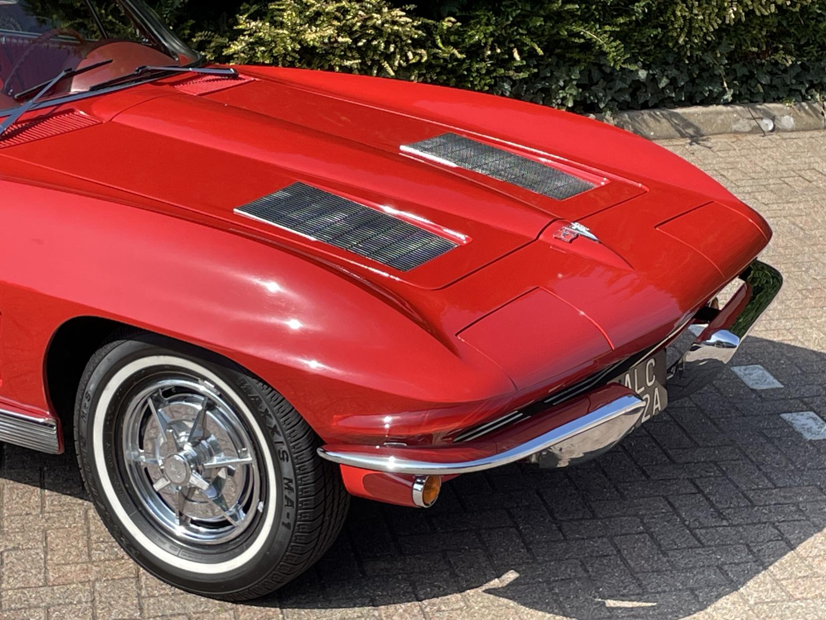 Chevrolet Corvette Stingray Corvette Sting Ray Convertible