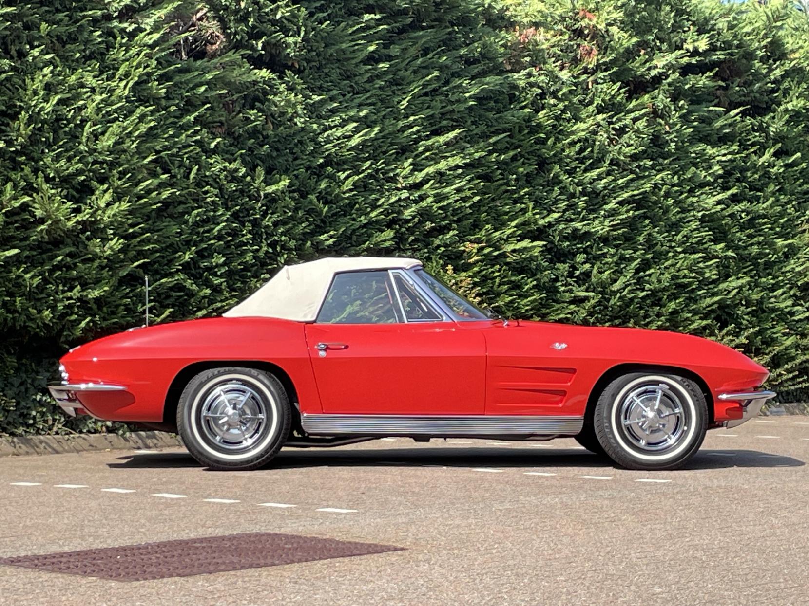 Chevrolet Corvette Stingray Corvette Sting Ray Convertible