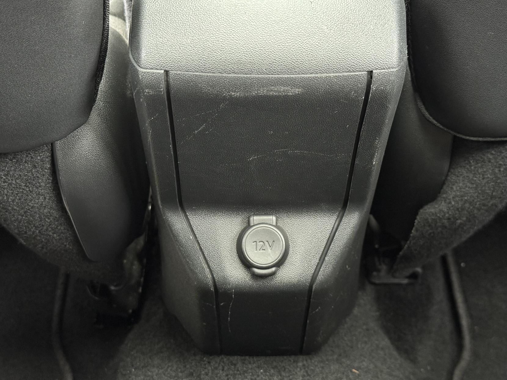 Peugeot 2008 1.6 e-HDi Feline SUV 5dr Diesel Manual Euro 5 (s/s) (Calima) (92 ps)