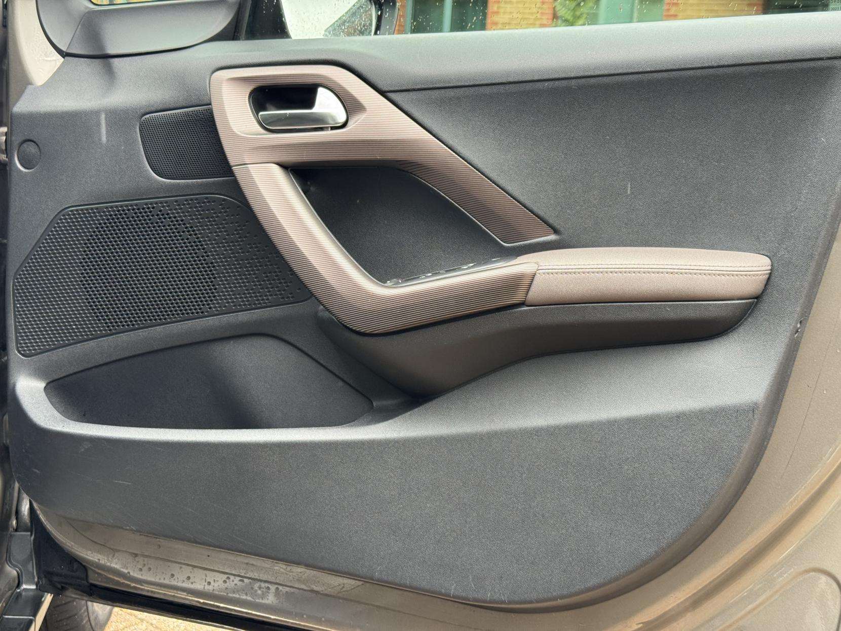 Peugeot 2008 1.6 e-HDi Feline SUV 5dr Diesel Manual Euro 5 (s/s) (Calima) (92 ps)