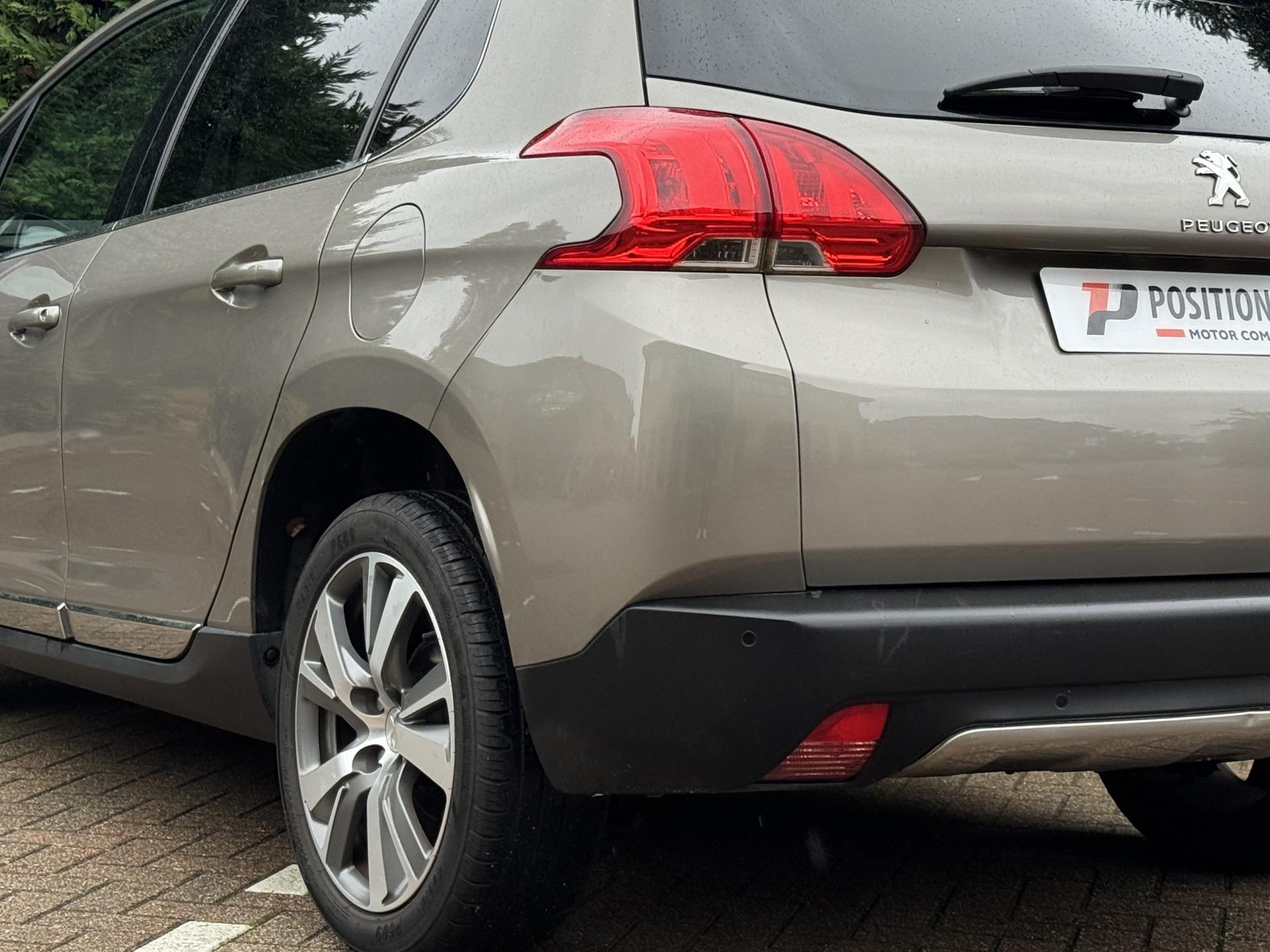 Peugeot 2008 1.6 e-HDi Feline SUV 5dr Diesel Manual Euro 5 (s/s) (Calima) (92 ps)