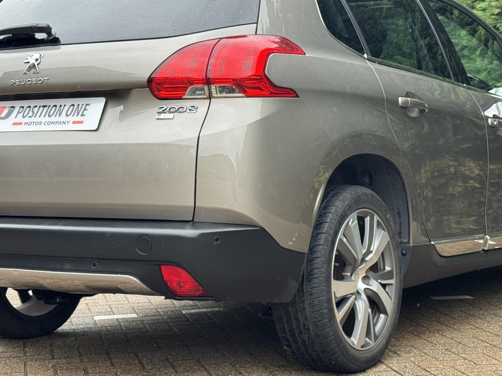 Peugeot 2008 1.6 e-HDi Feline SUV 5dr Diesel Manual Euro 5 (s/s) (Calima) (92 ps)