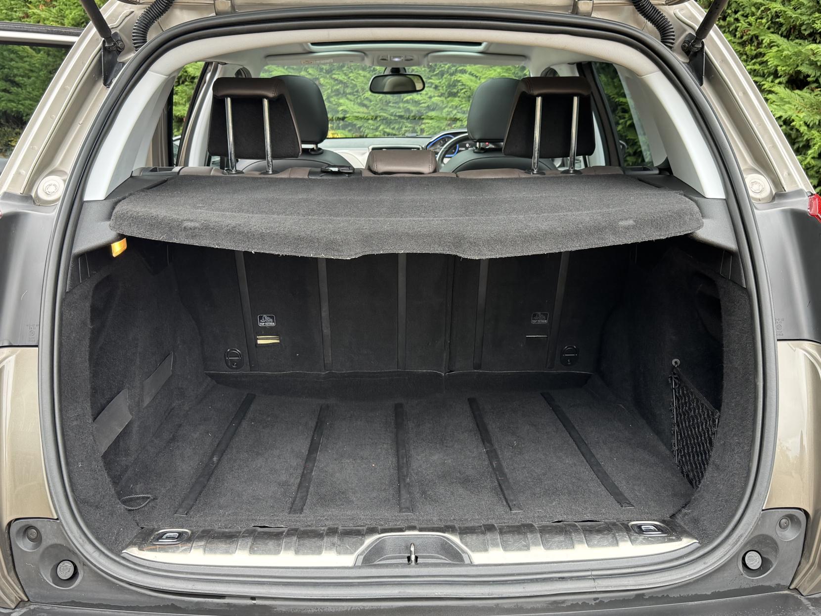 Peugeot 2008 1.6 e-HDi Feline SUV 5dr Diesel Manual Euro 5 (s/s) (Calima) (92 ps)