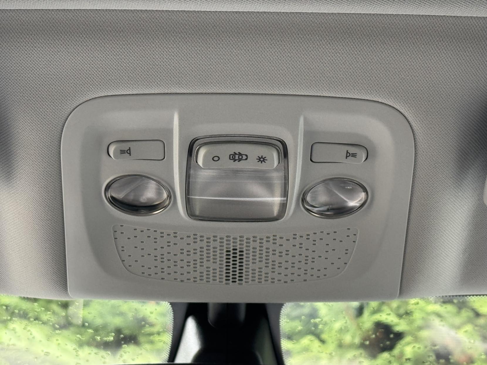 Peugeot 2008 1.6 e-HDi Feline SUV 5dr Diesel Manual Euro 5 (s/s) (Calima) (92 ps)