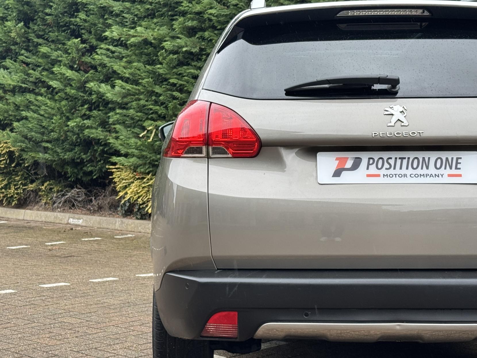 Peugeot 2008 1.6 e-HDi Feline SUV 5dr Diesel Manual Euro 5 (s/s) (Calima) (92 ps)