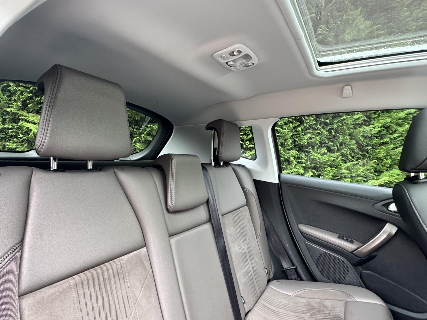 Peugeot 2008 1.6 e-HDi Feline SUV 5dr Diesel Manual Euro 5 (s/s) (Calima) (92 ps)