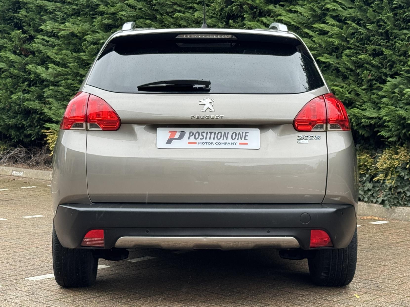 Peugeot 2008 1.6 e-HDi Feline SUV 5dr Diesel Manual Euro 5 (s/s) (Calima) (92 ps)