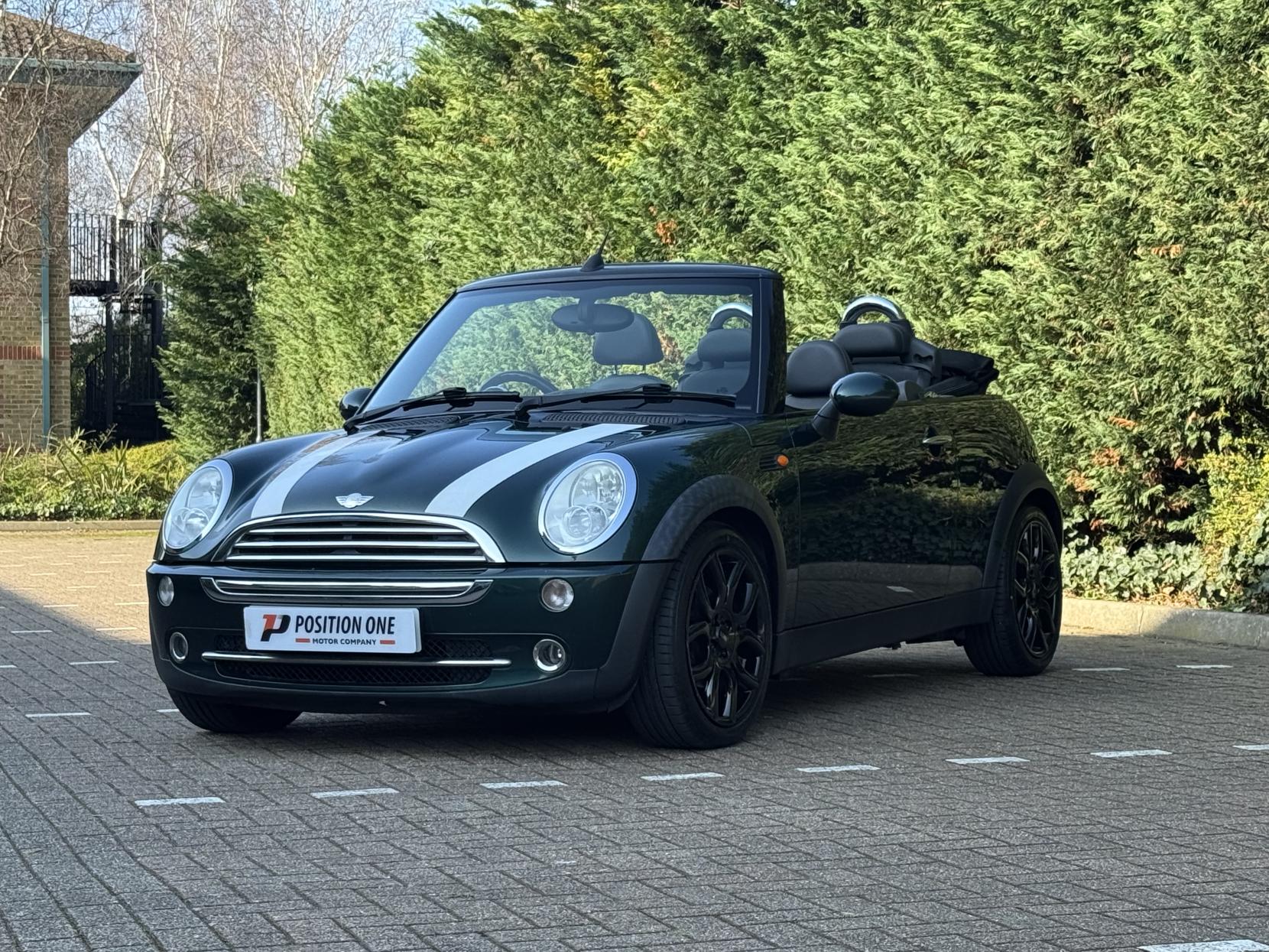 MINI Convertible 1.6 Cooper Convertible 2dr Petrol Manual Euro 3 (115 ps)