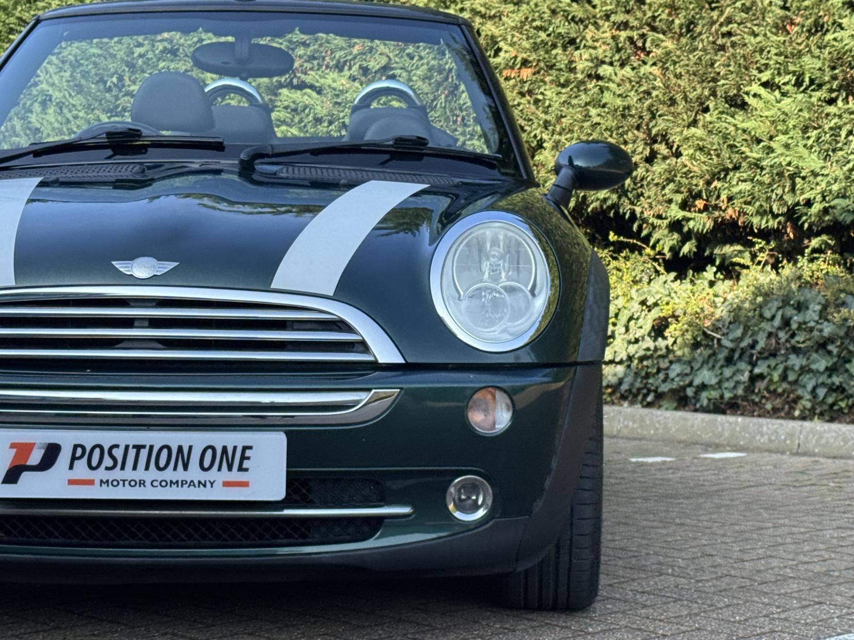 MINI Convertible 1.6 Cooper Convertible 2dr Petrol Manual Euro 3 (115 ps)