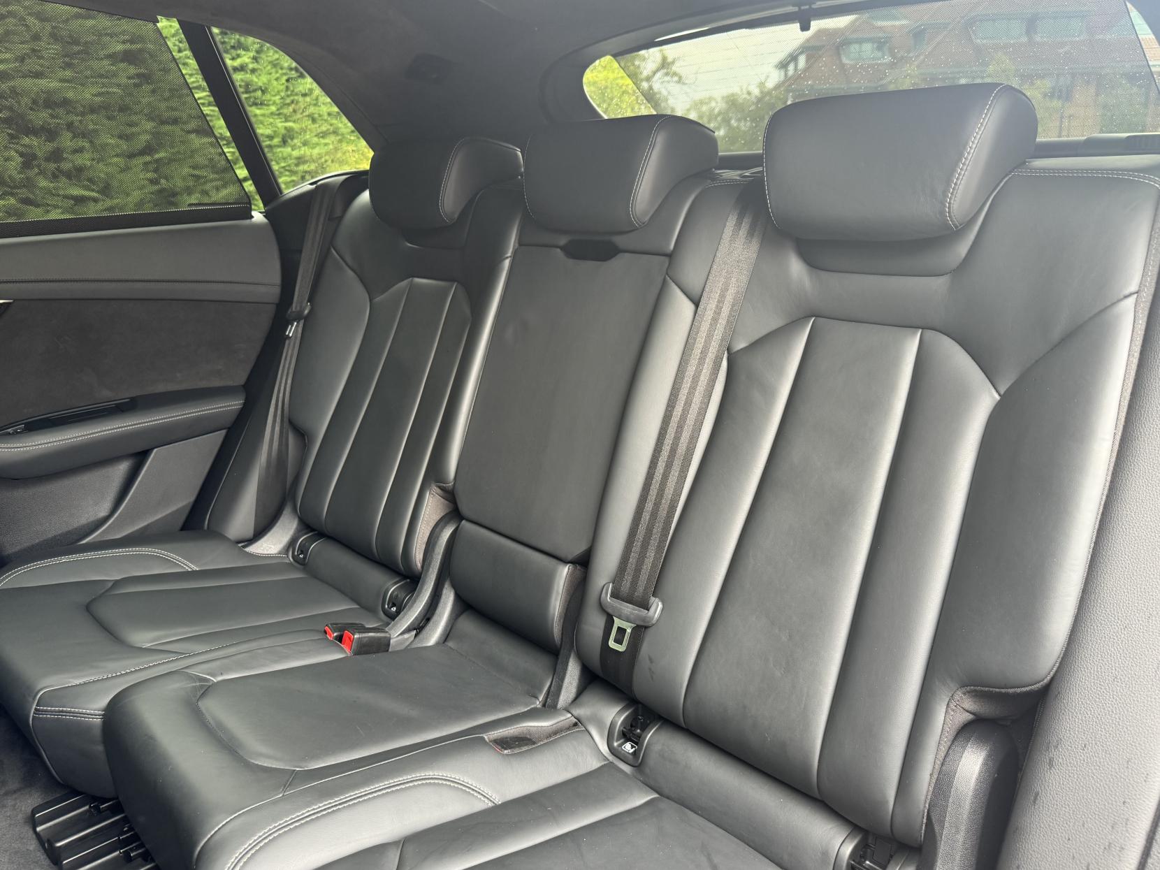 Audi Q8 3.0 TDI V6 50 Edition 1 SUV 5dr Diesel Tiptronic quattro Euro 6 (s/s) (286 ps)