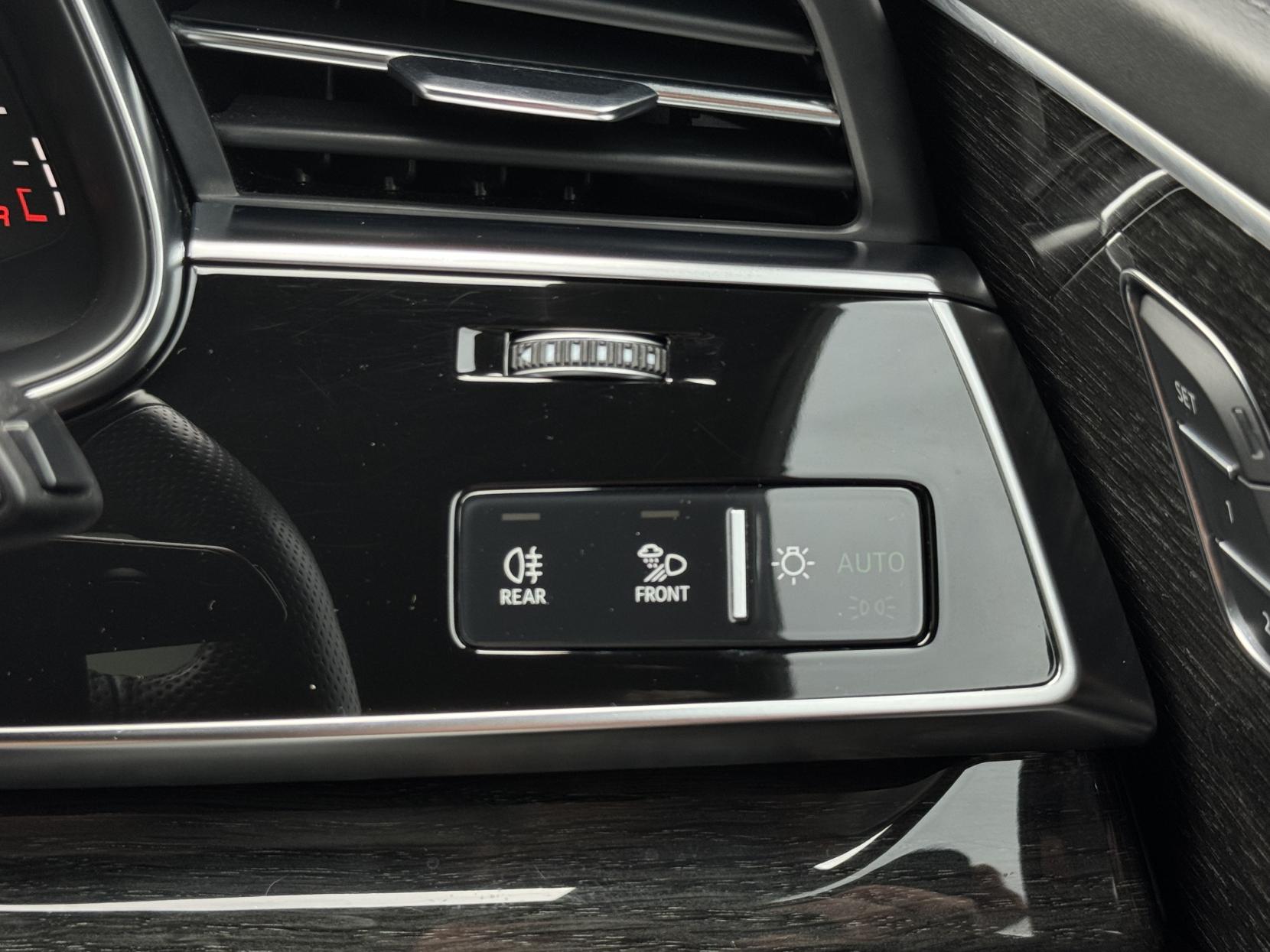 Audi Q8 3.0 TDI V6 50 Edition 1 SUV 5dr Diesel Tiptronic quattro Euro 6 (s/s) (286 ps)