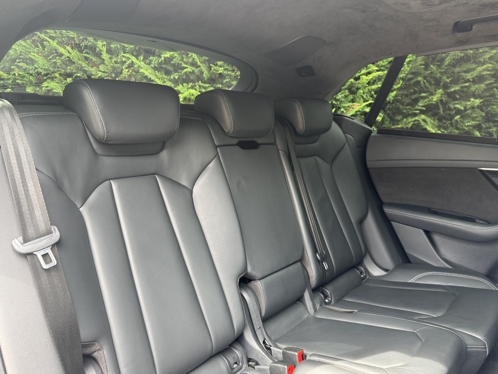 Audi Q8 3.0 TDI V6 50 Edition 1 SUV 5dr Diesel Tiptronic quattro Euro 6 (s/s) (286 ps)
