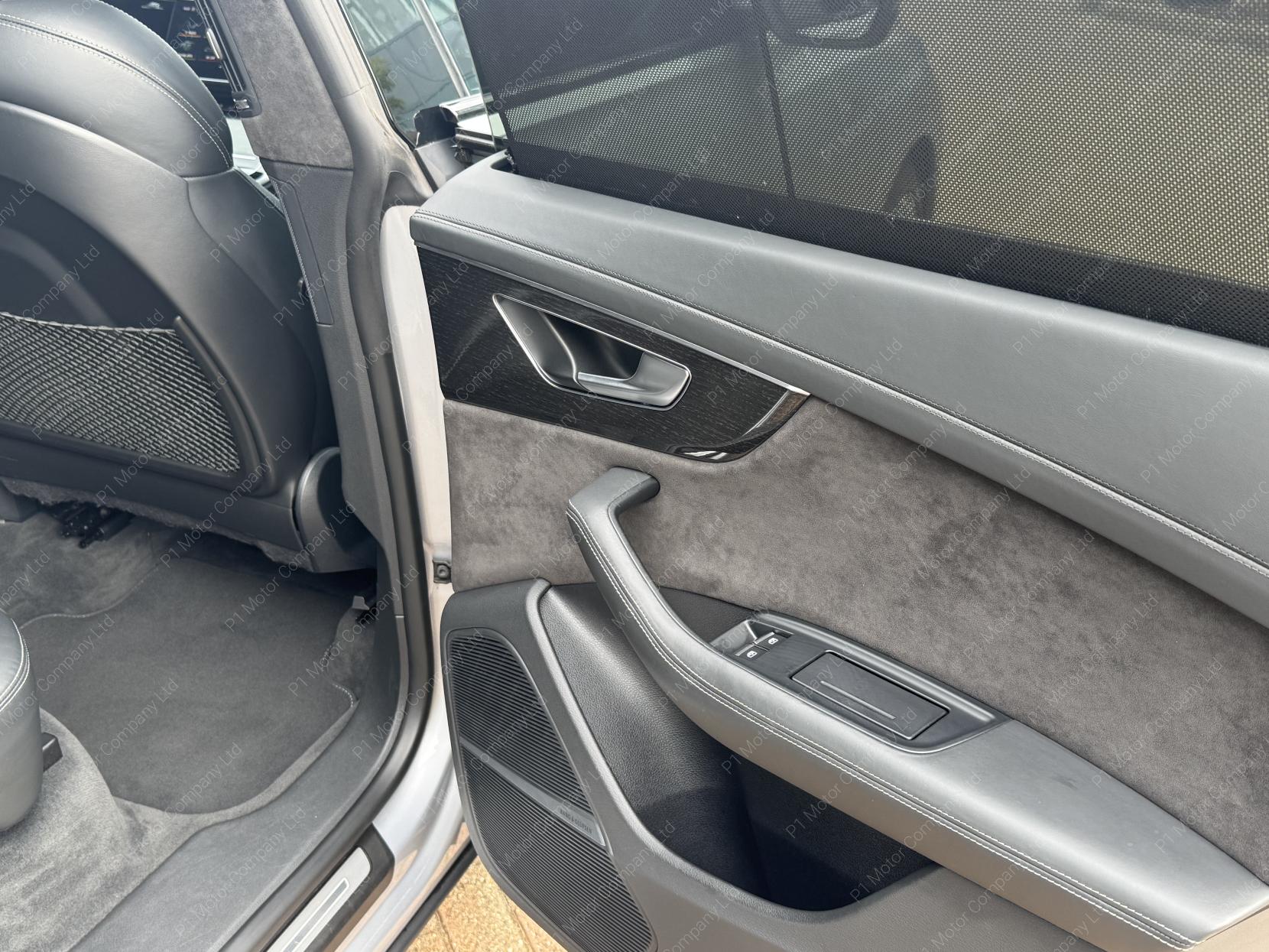 Audi Q8 3.0 TDI V6 50 Edition 1 SUV 5dr Diesel Tiptronic quattro Euro 6 (s/s) (286 ps)