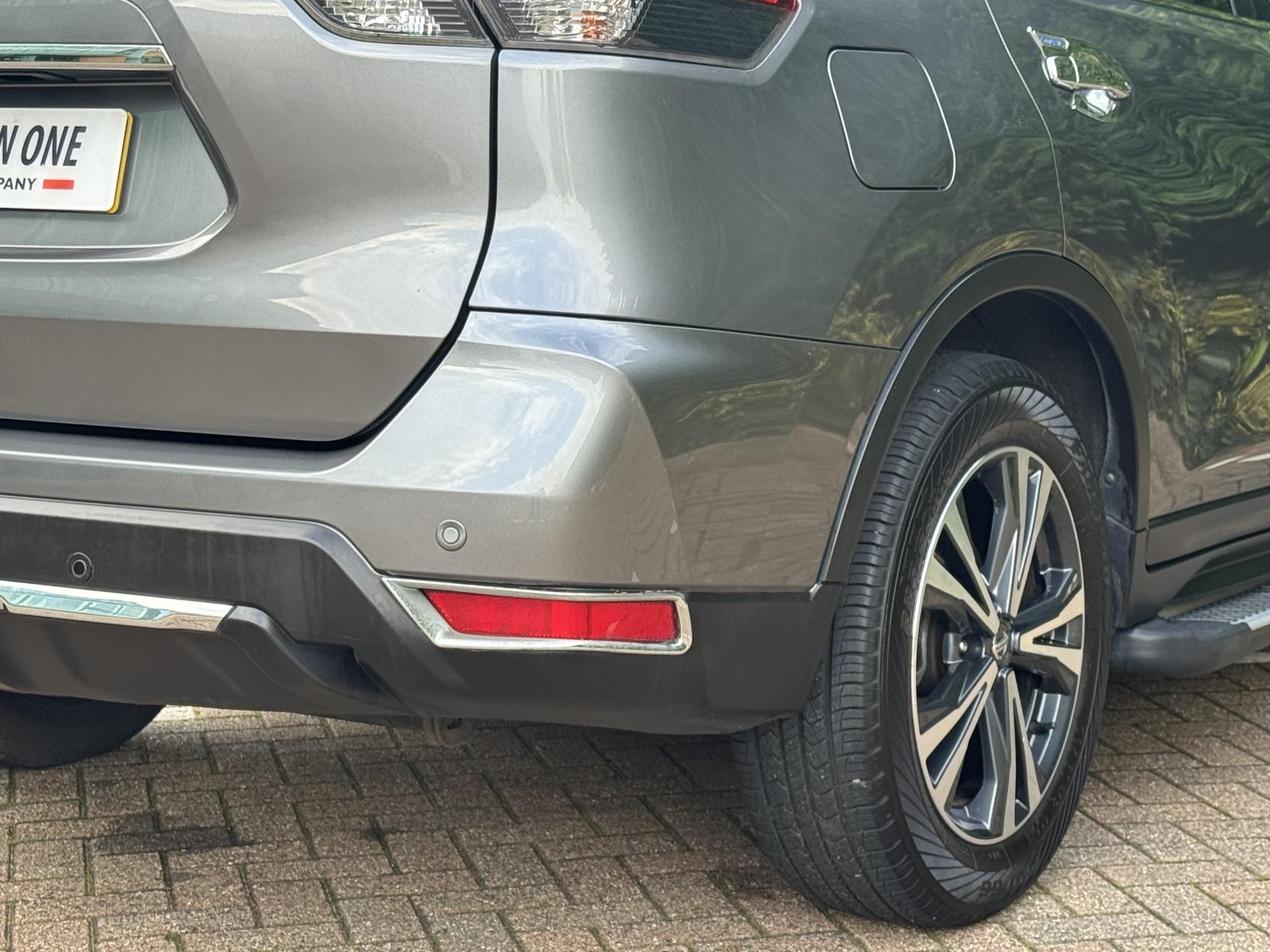 Nissan X-Trail 1.6 dCi N-Connecta SUV 5dr Diesel XTRON Euro 6 (s/s) (130 ps)