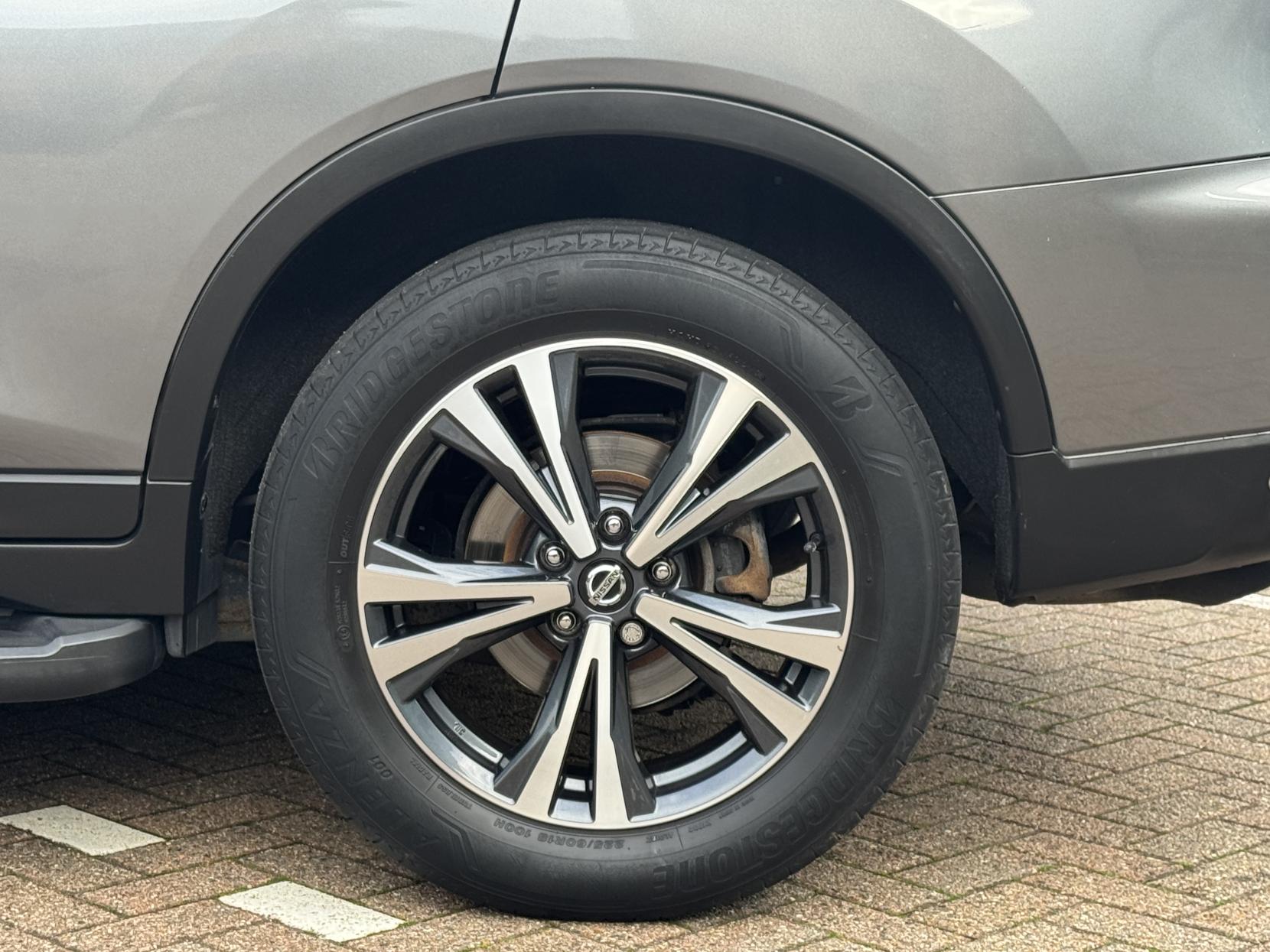 Nissan X-Trail 1.6 dCi N-Connecta SUV 5dr Diesel XTRON Euro 6 (s/s) (130 ps)