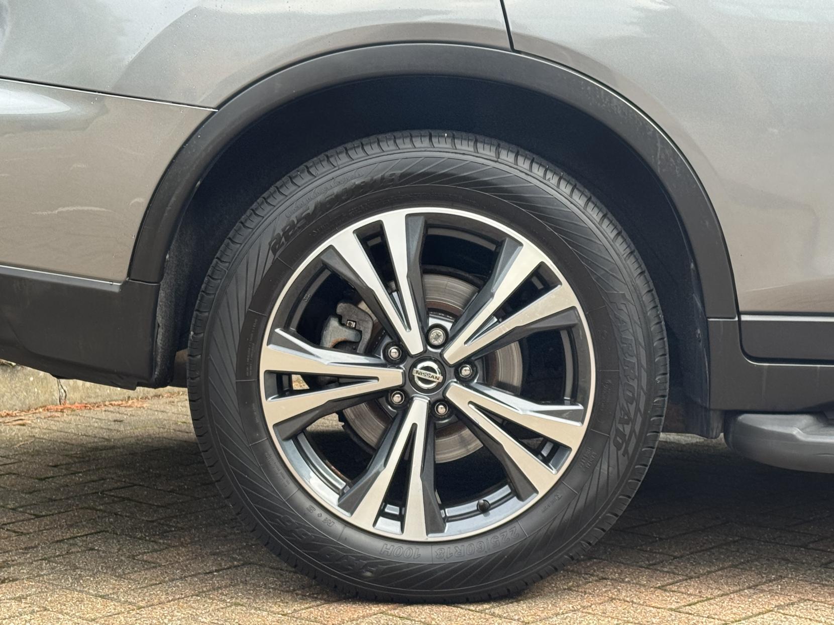 Nissan X-Trail 1.6 dCi N-Connecta SUV 5dr Diesel XTRON Euro 6 (s/s) (130 ps)